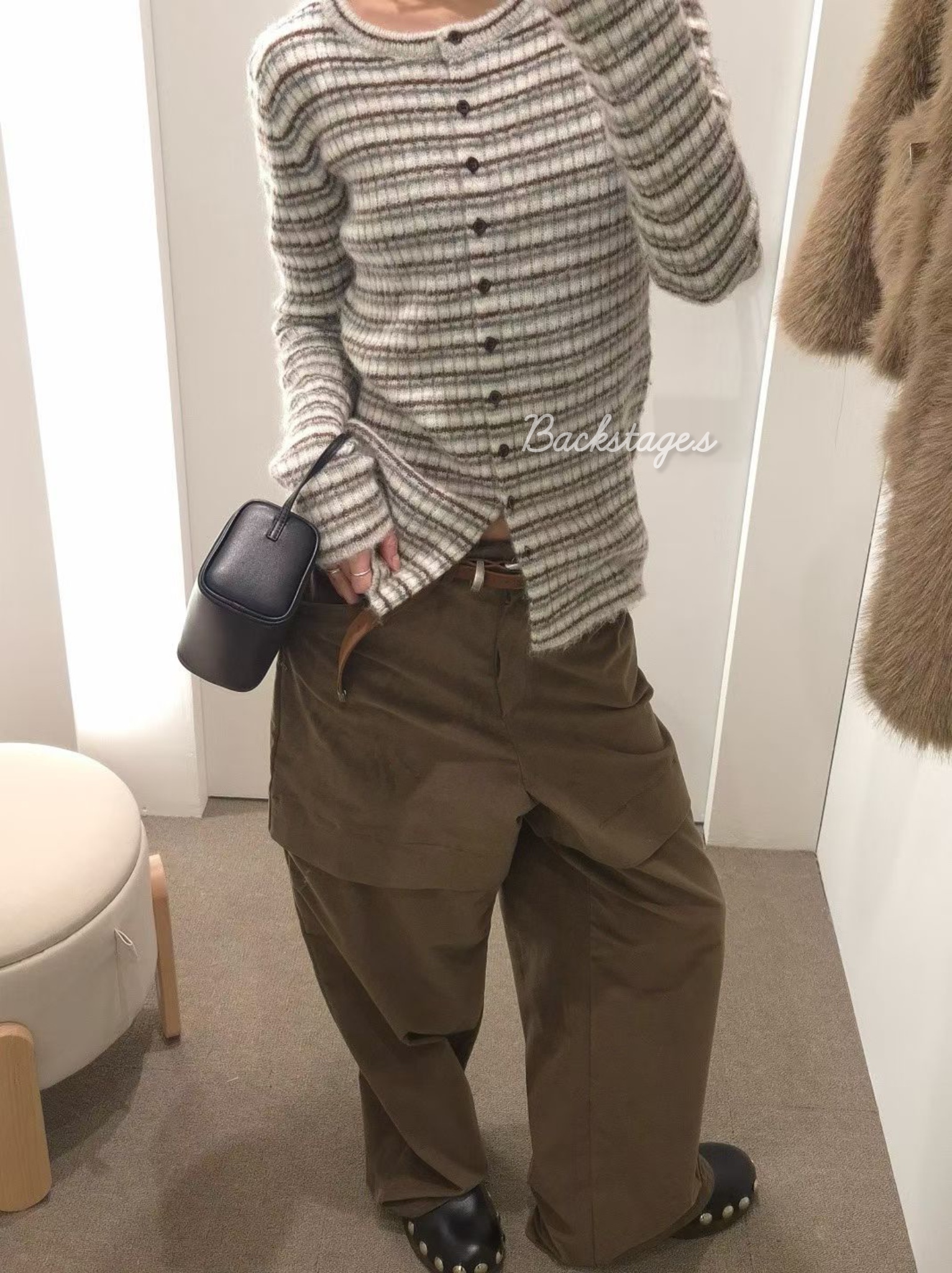 20251212_192445988_iOS