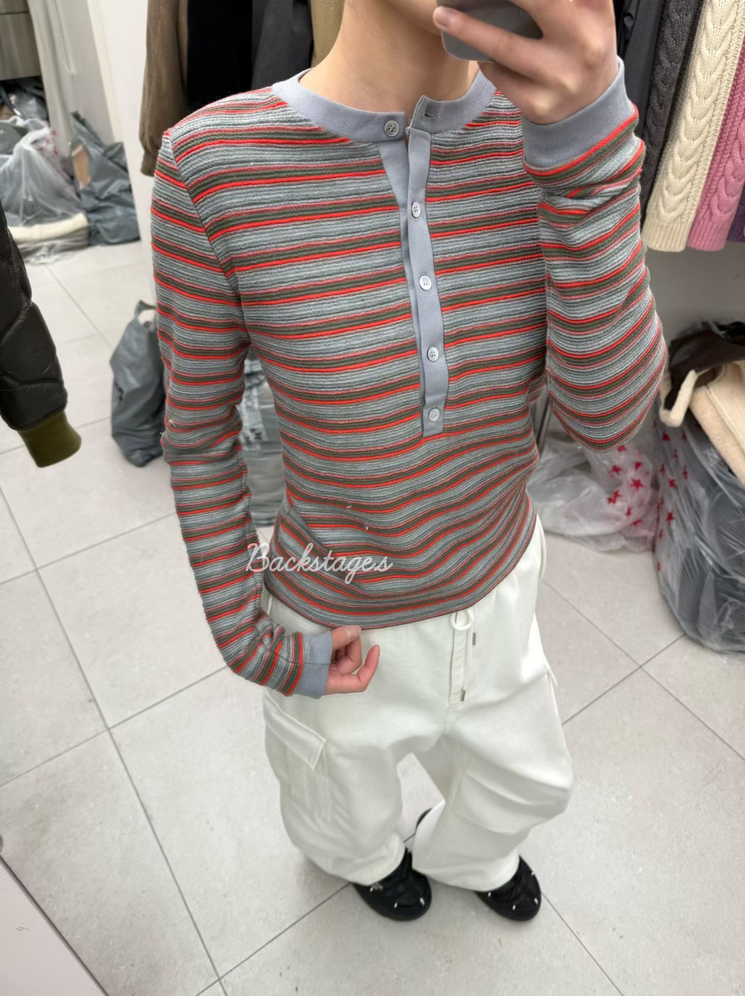 20251212_193615147_iOS