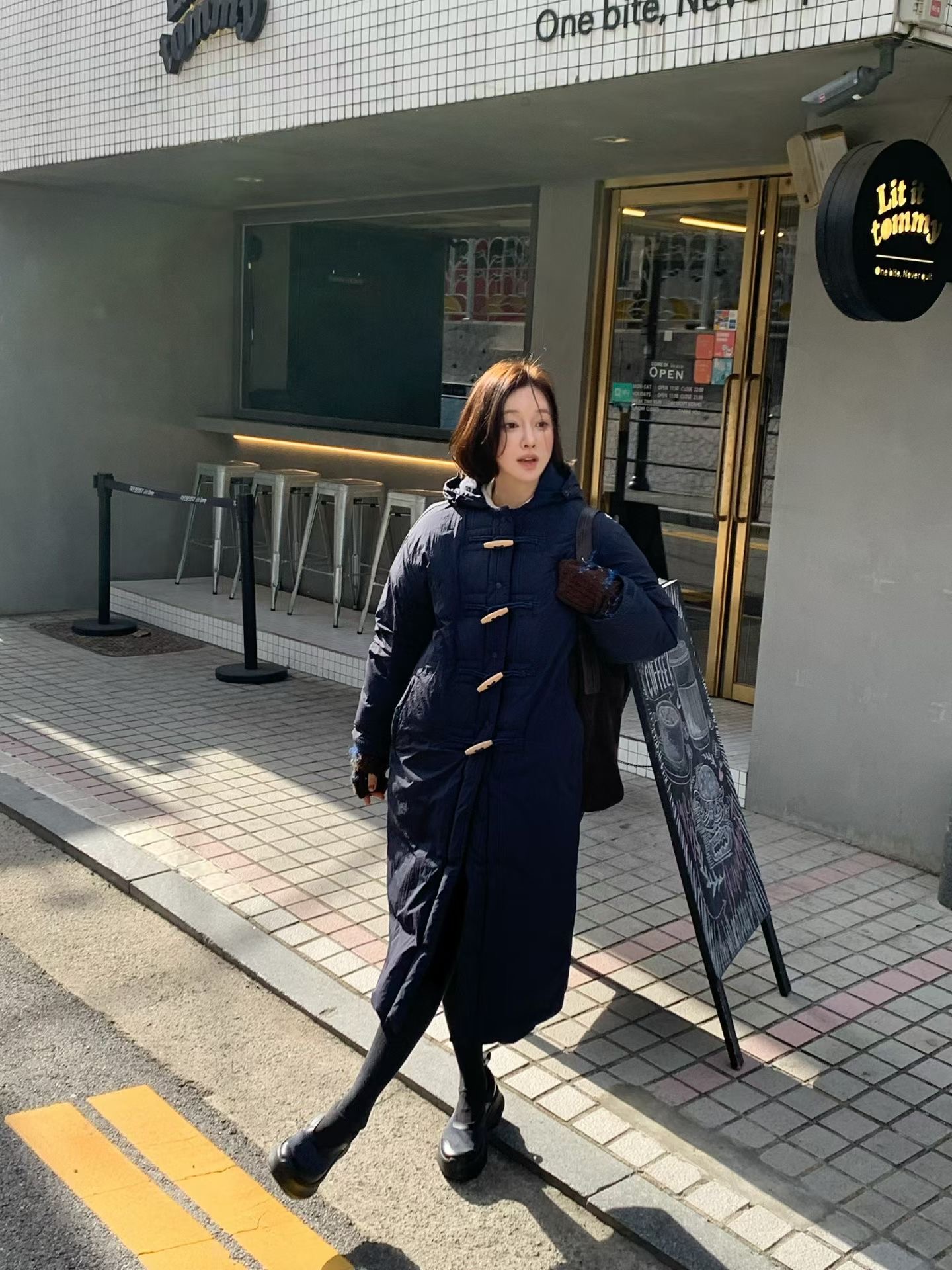 fb69106ab2ba4cbcfcfaf9d17eae5905