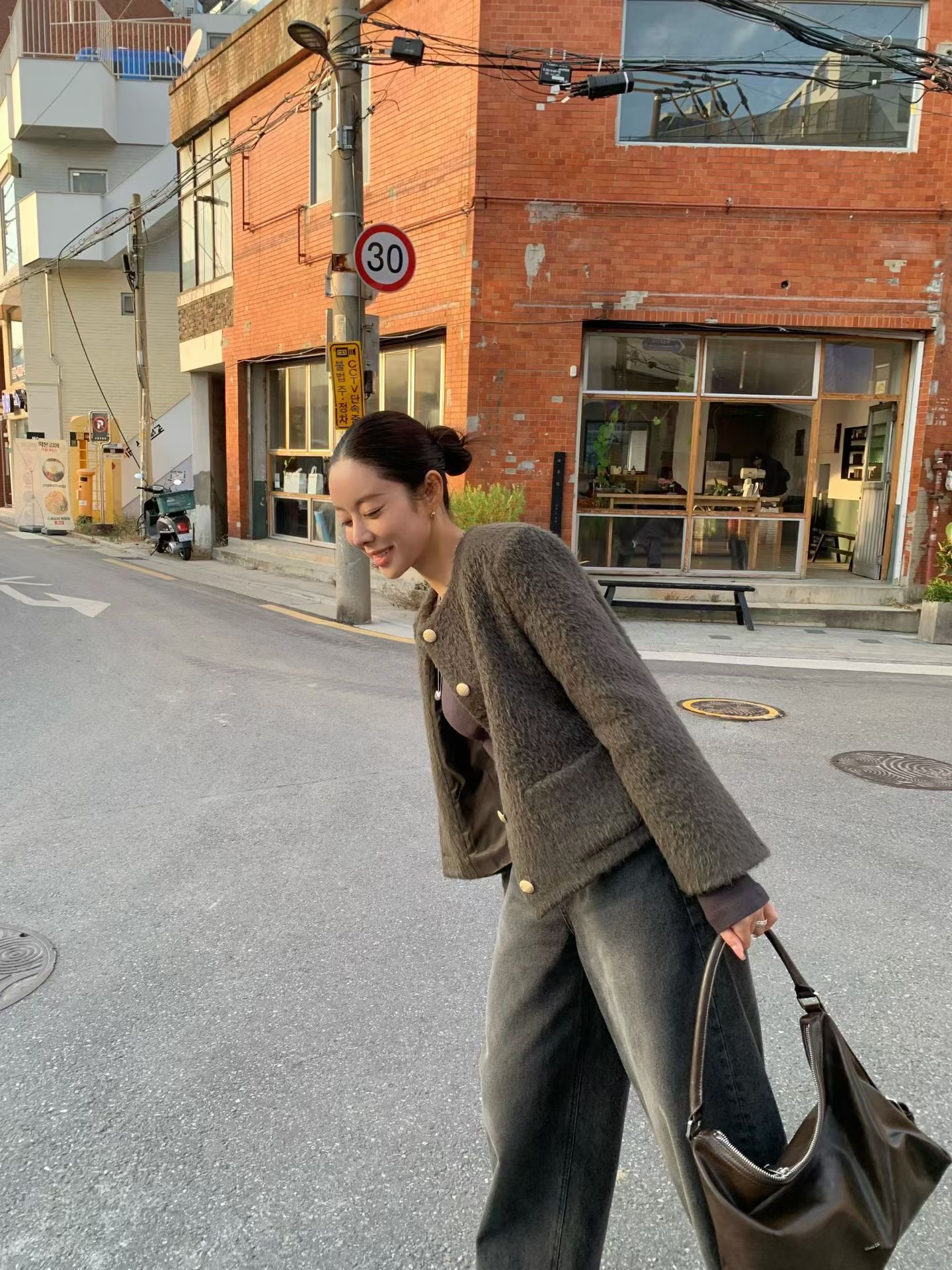 372f567690144a48d1a4a1d9c5f72e92