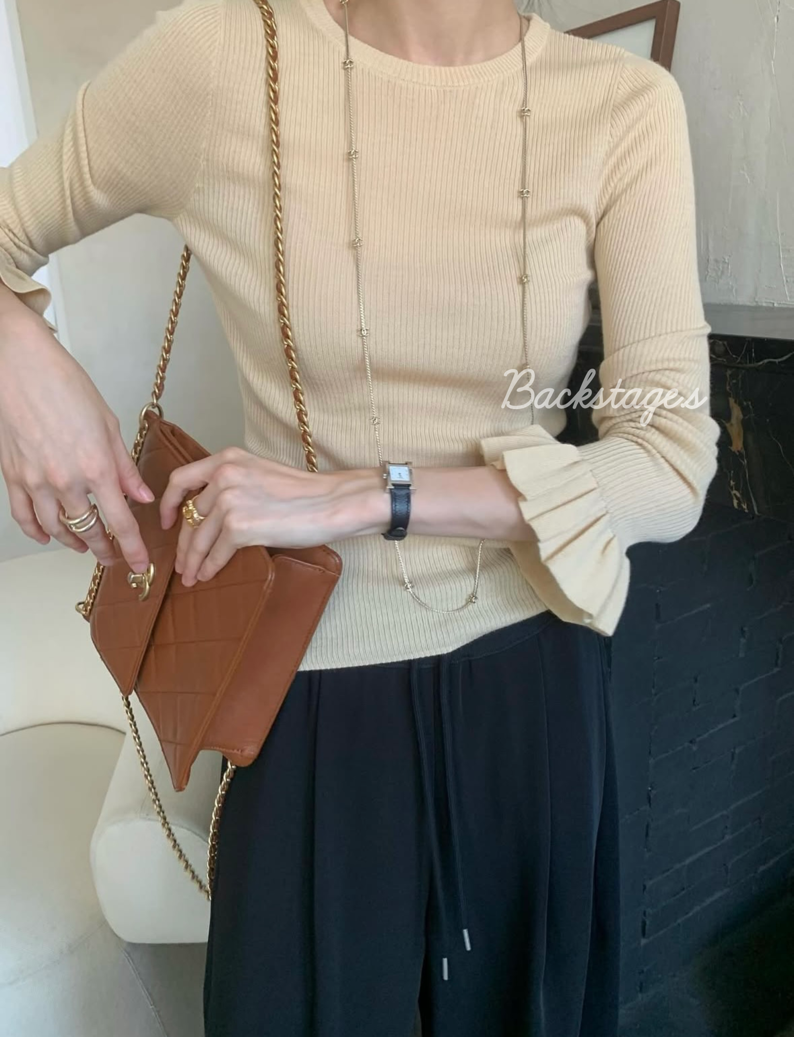 20251010_175402197_iOS