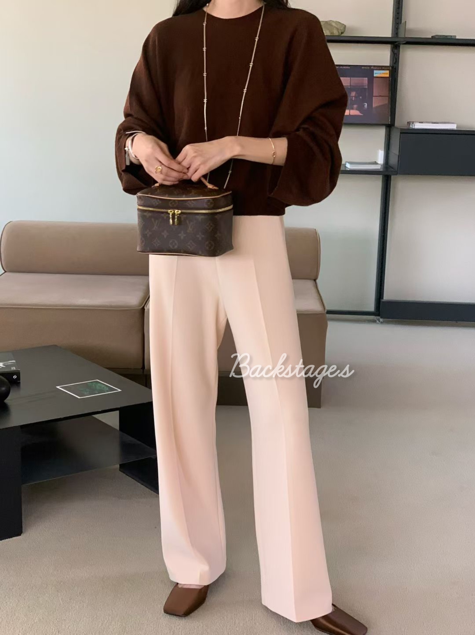 20251010_185804609_iOS