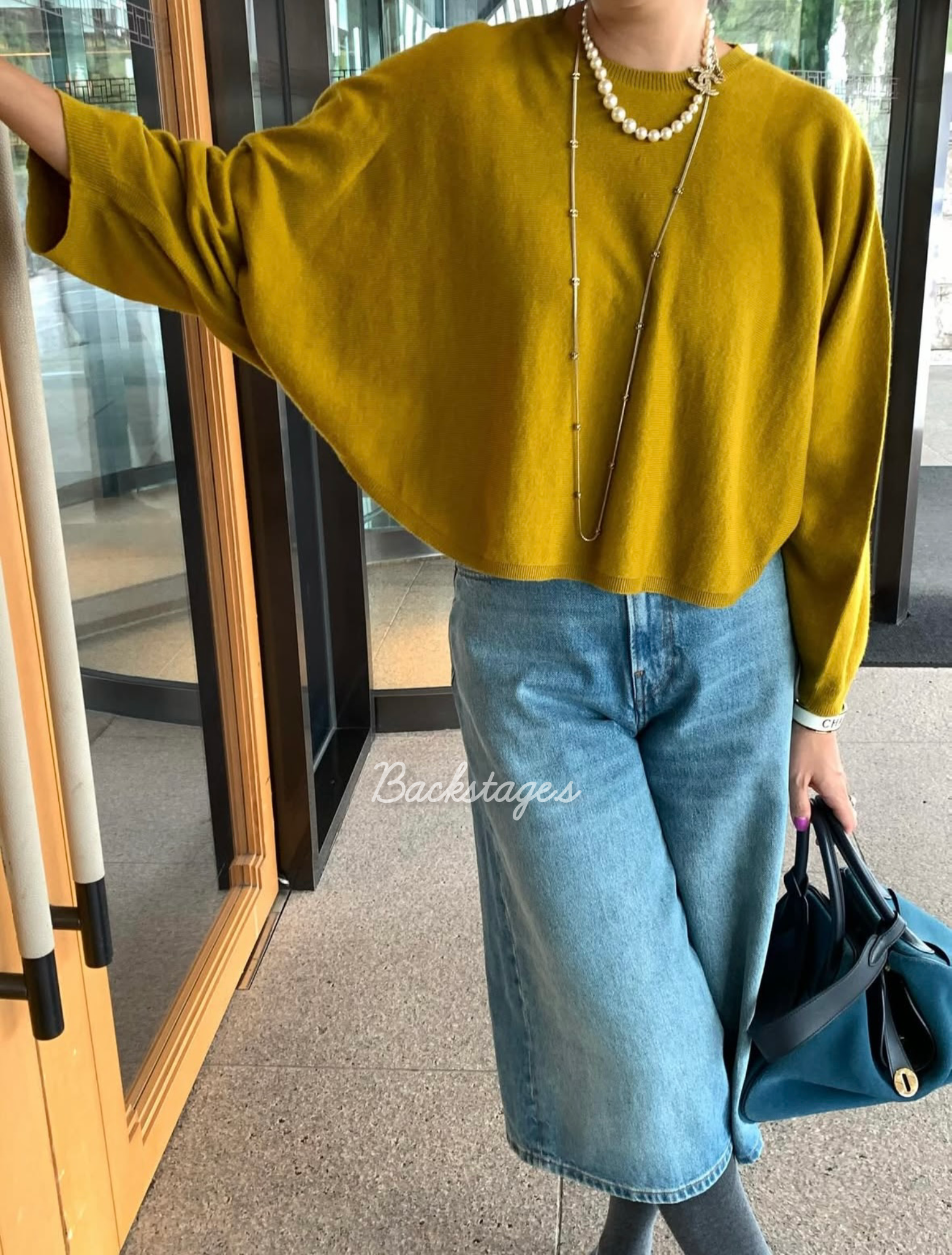 20251010_185456736_iOS