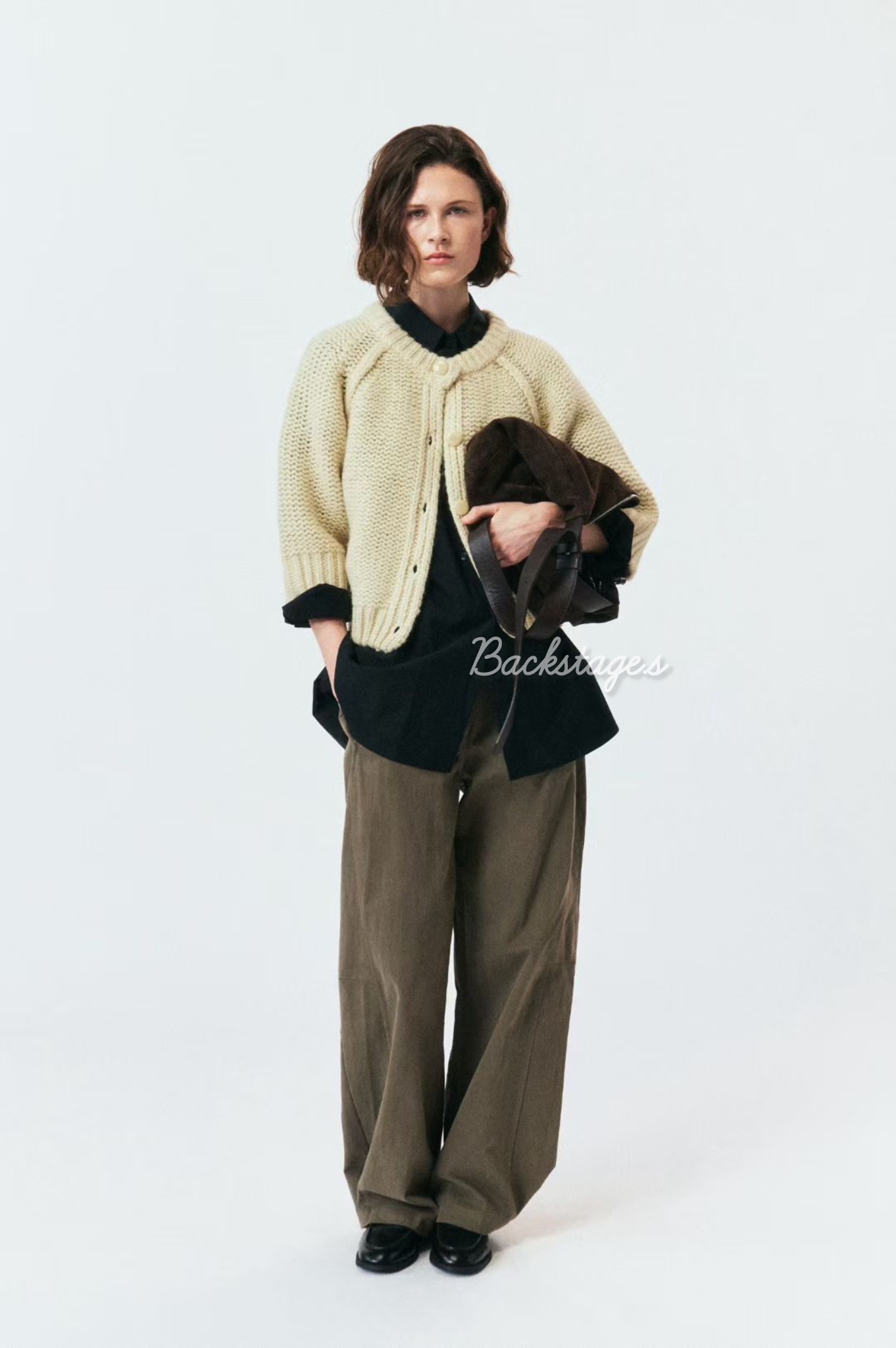 20251011_130447902_iOS