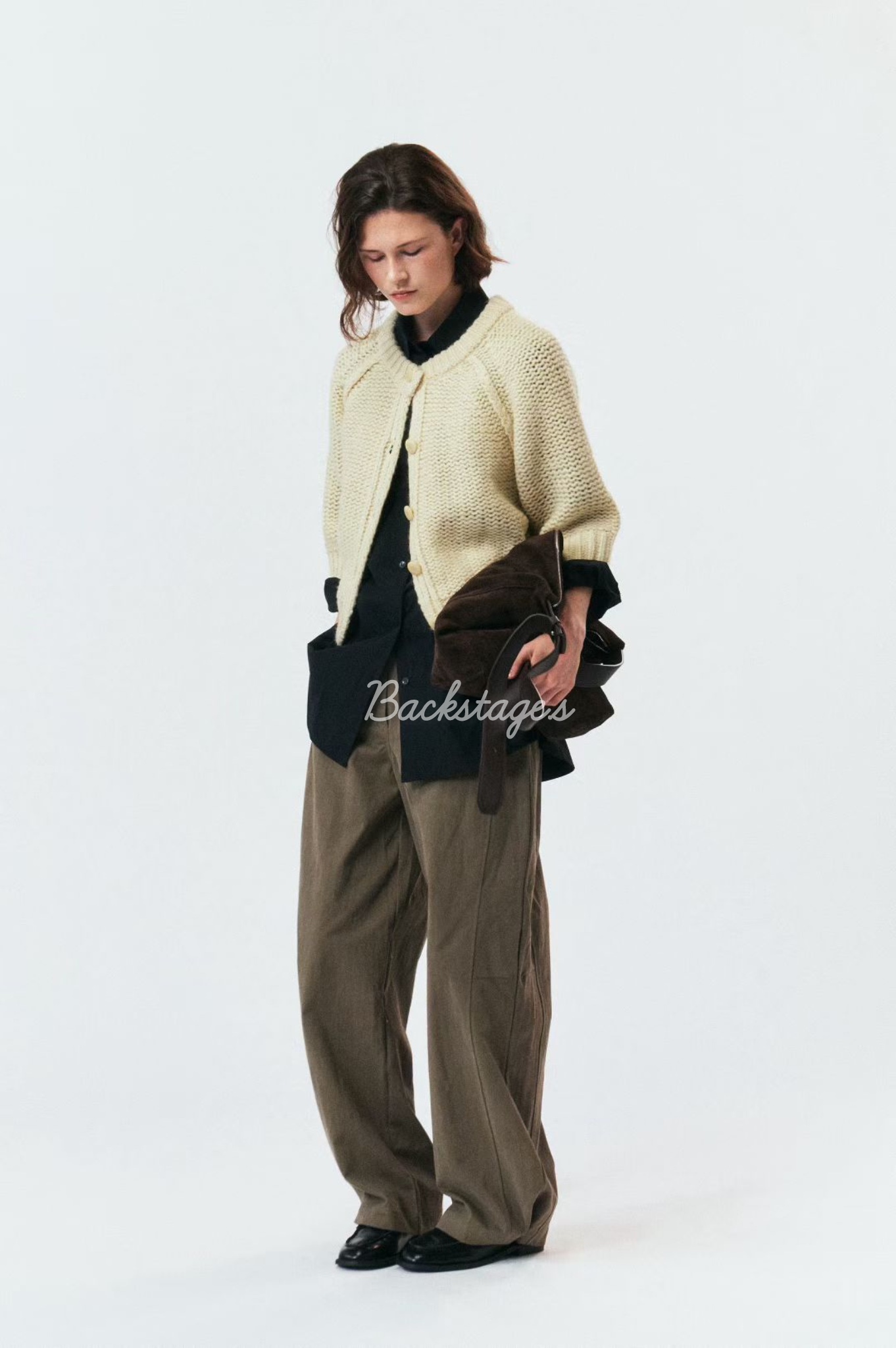 20251011_130447966_iOS