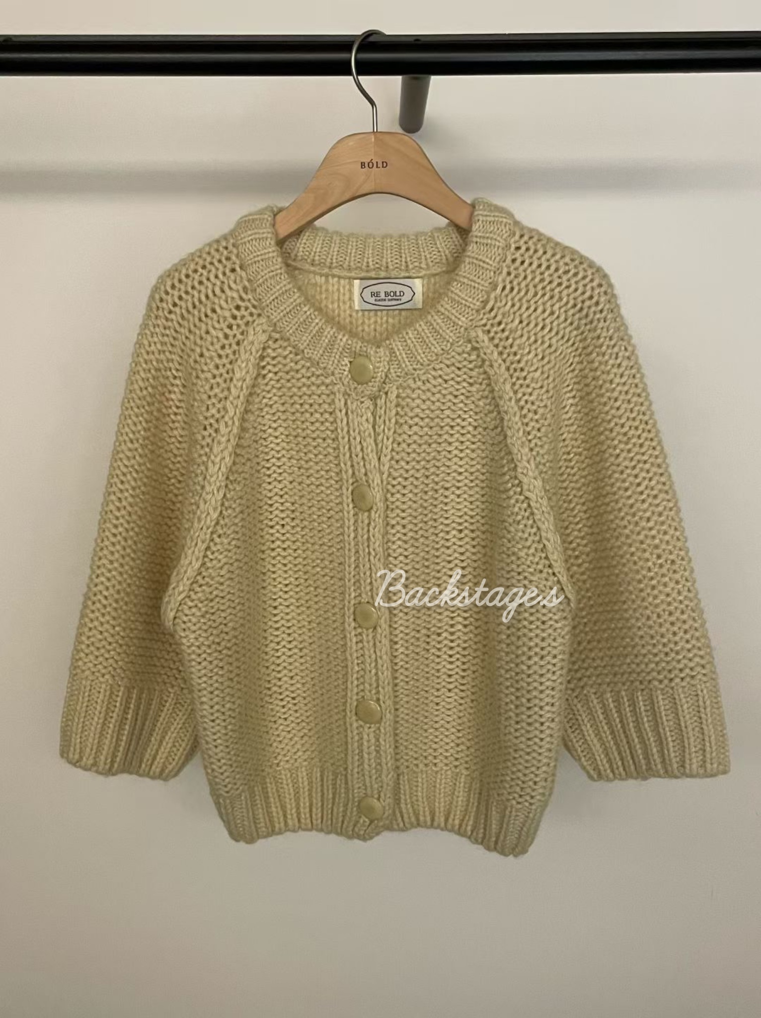 20251011_130624733_iOS