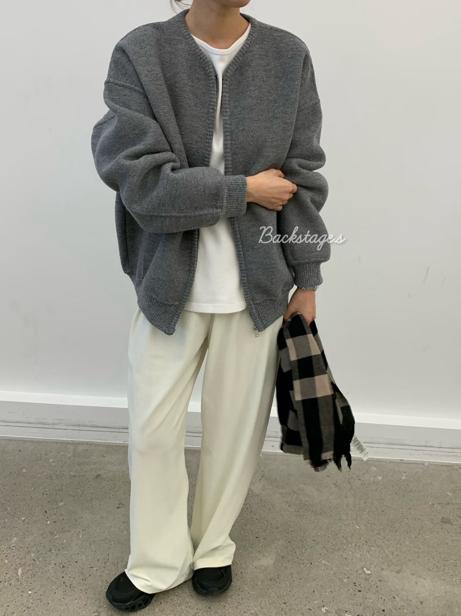 20251112_165741957_iOS