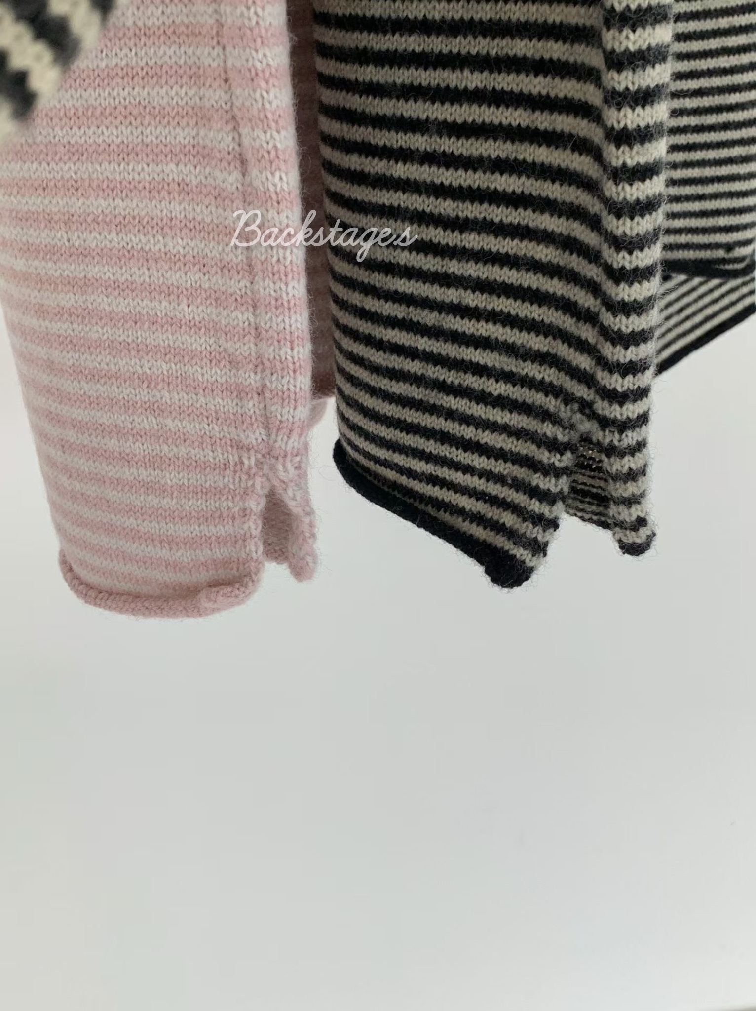 20251112_115636636_iOS