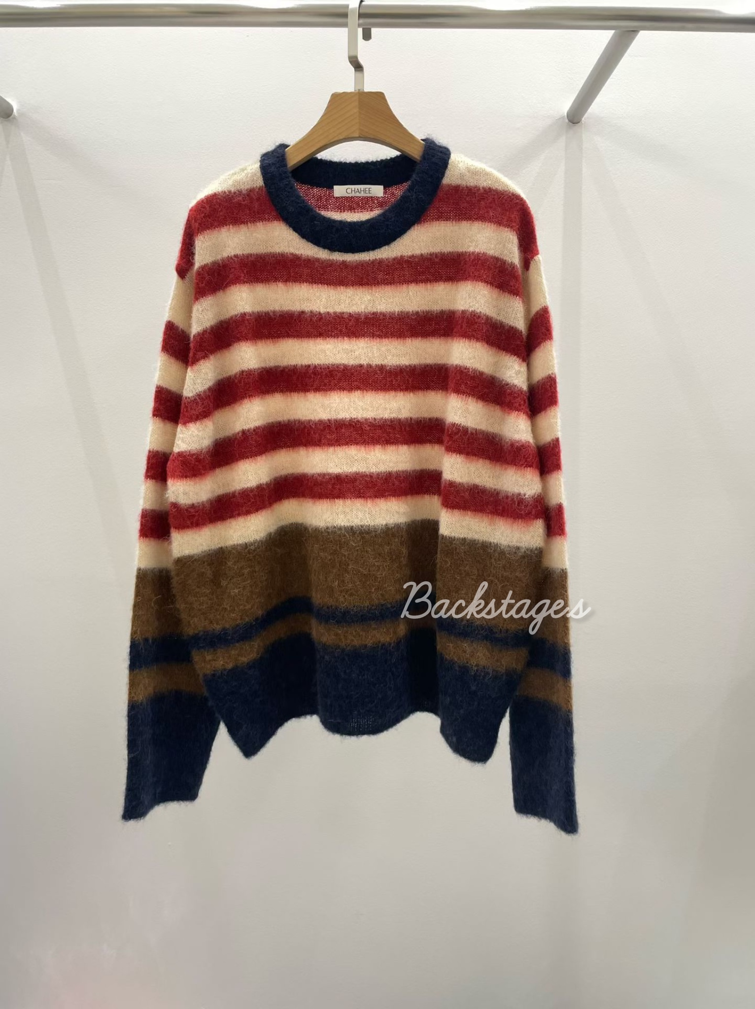 20251112_005448595_iOS