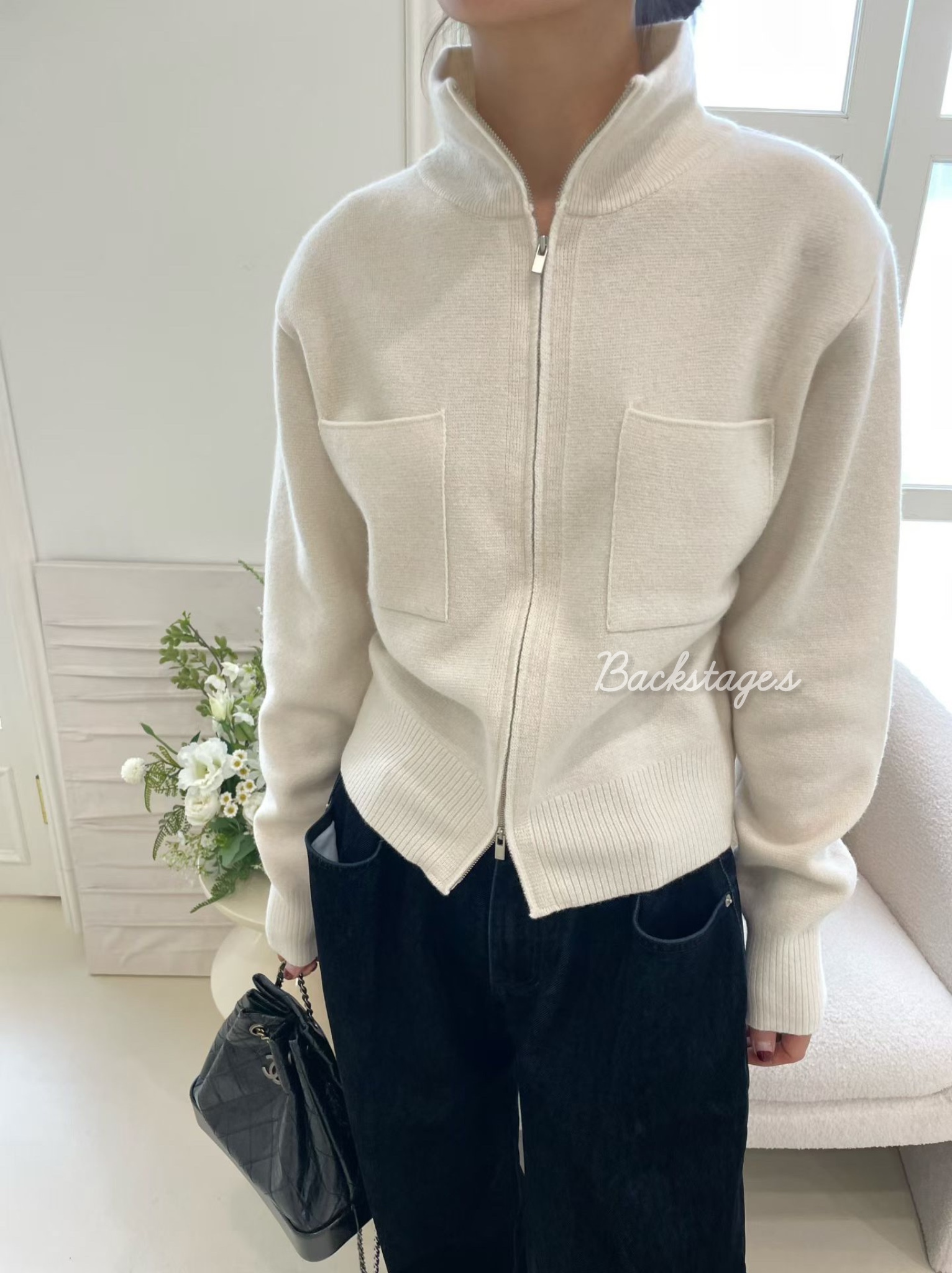 20251112_004856511_iOS