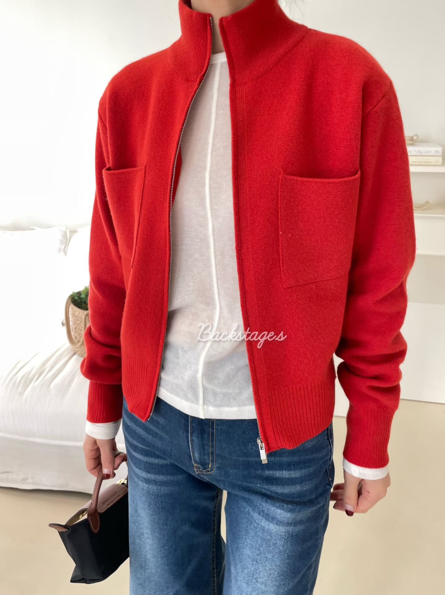 20251112_004653424_iOS