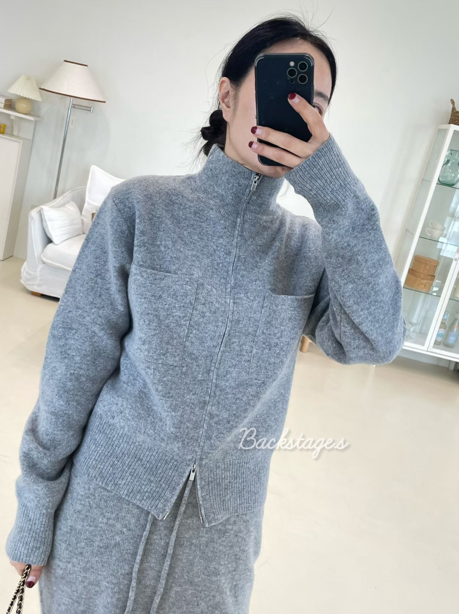 20251112_004856335_iOS