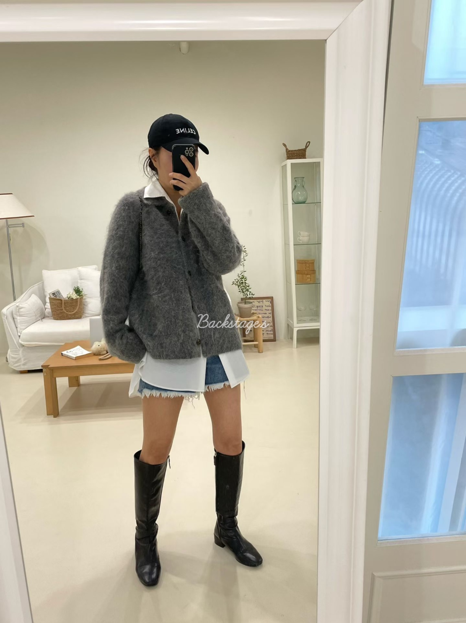 20251112_004233808_iOS