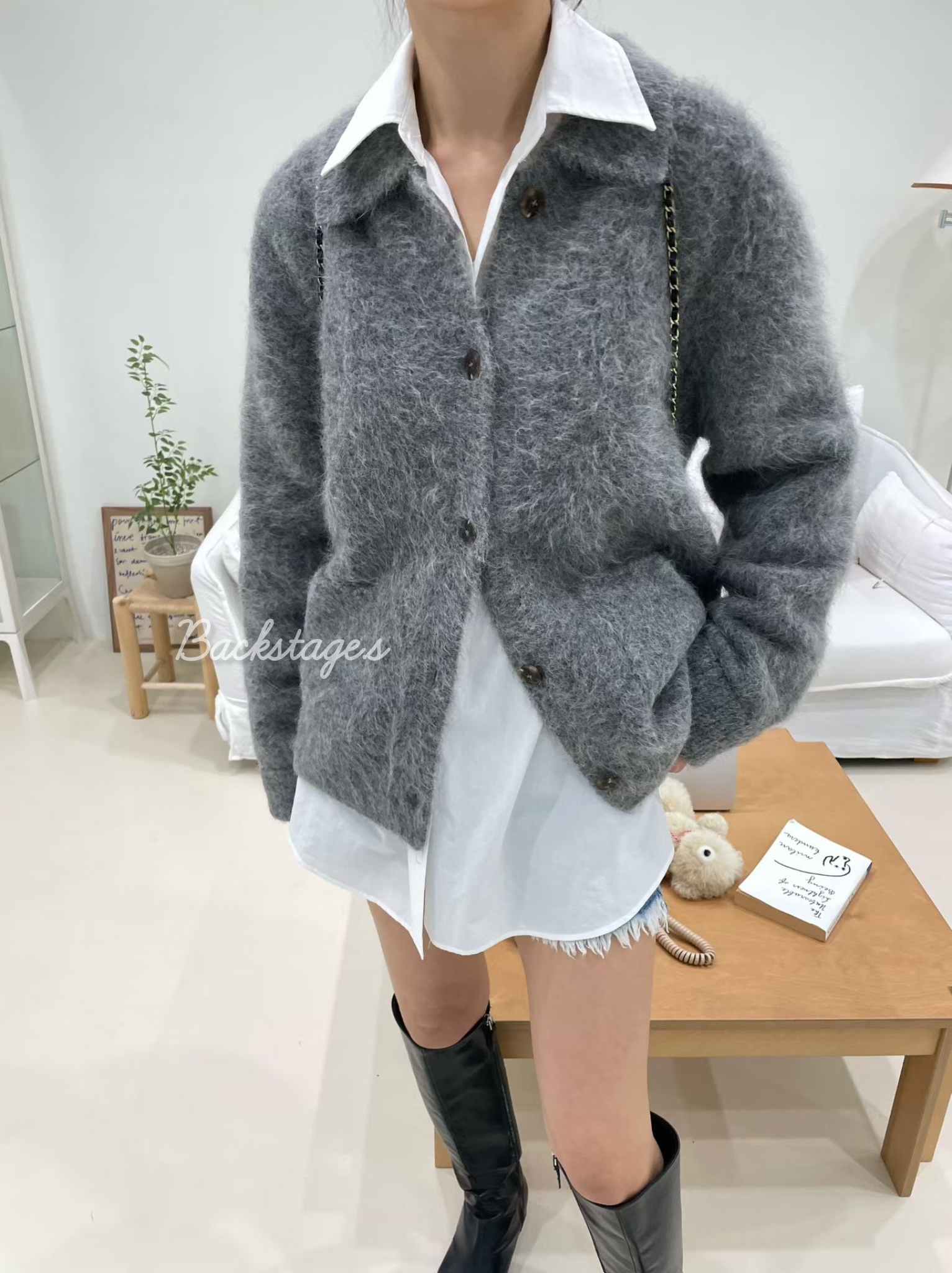 20251112_004233688_iOS