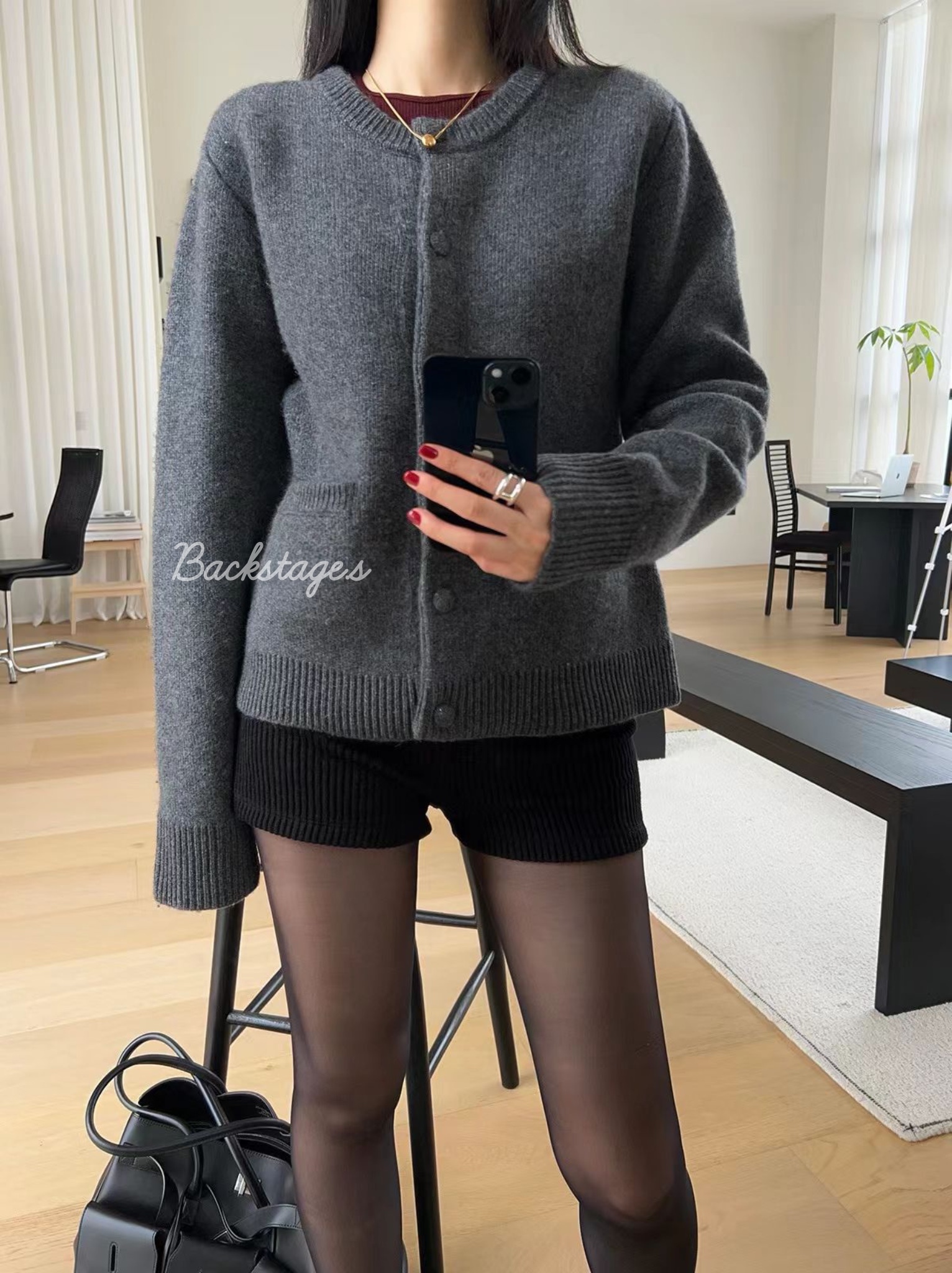 20251111_214707869_iOS