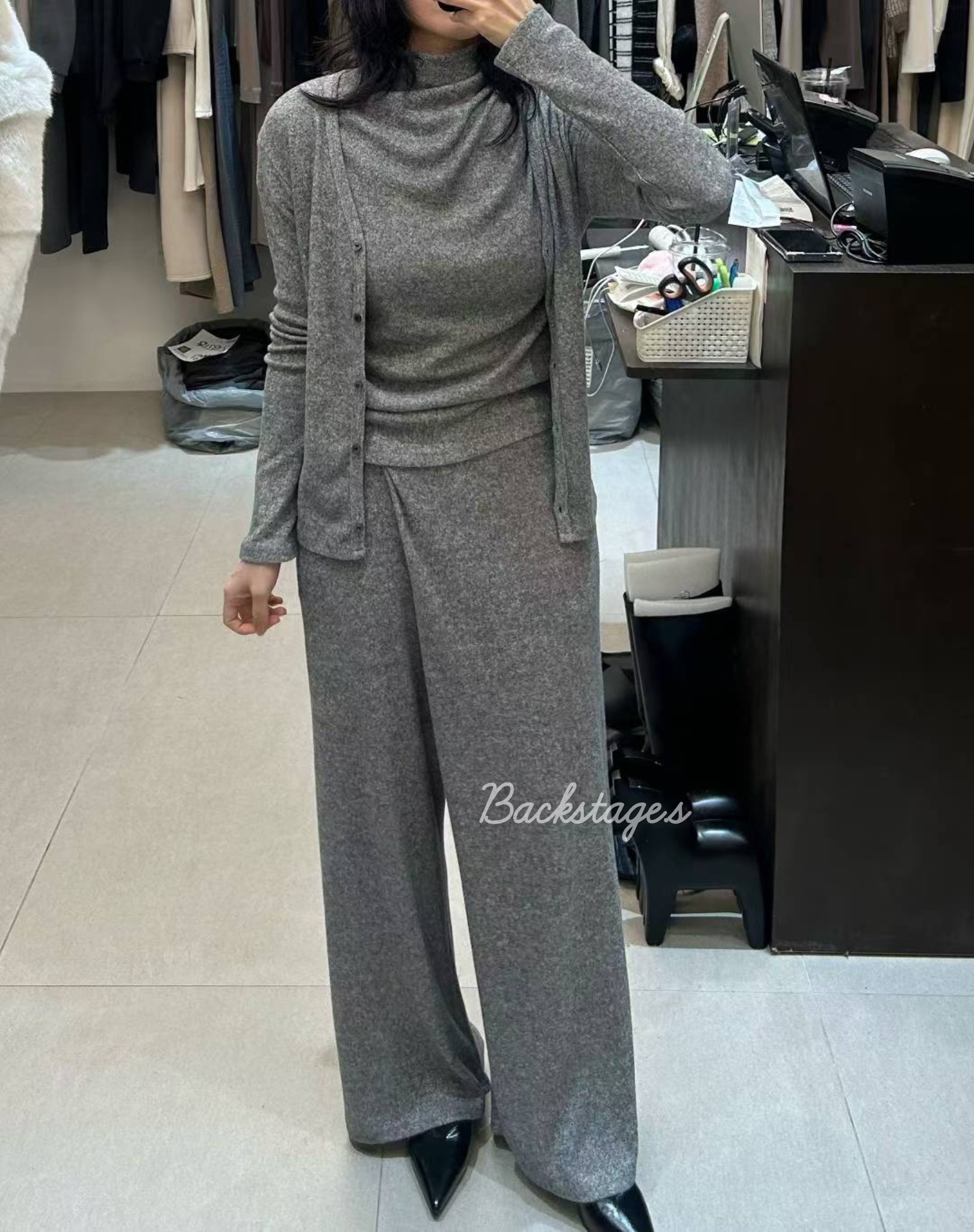 20251111_211448969_iOS