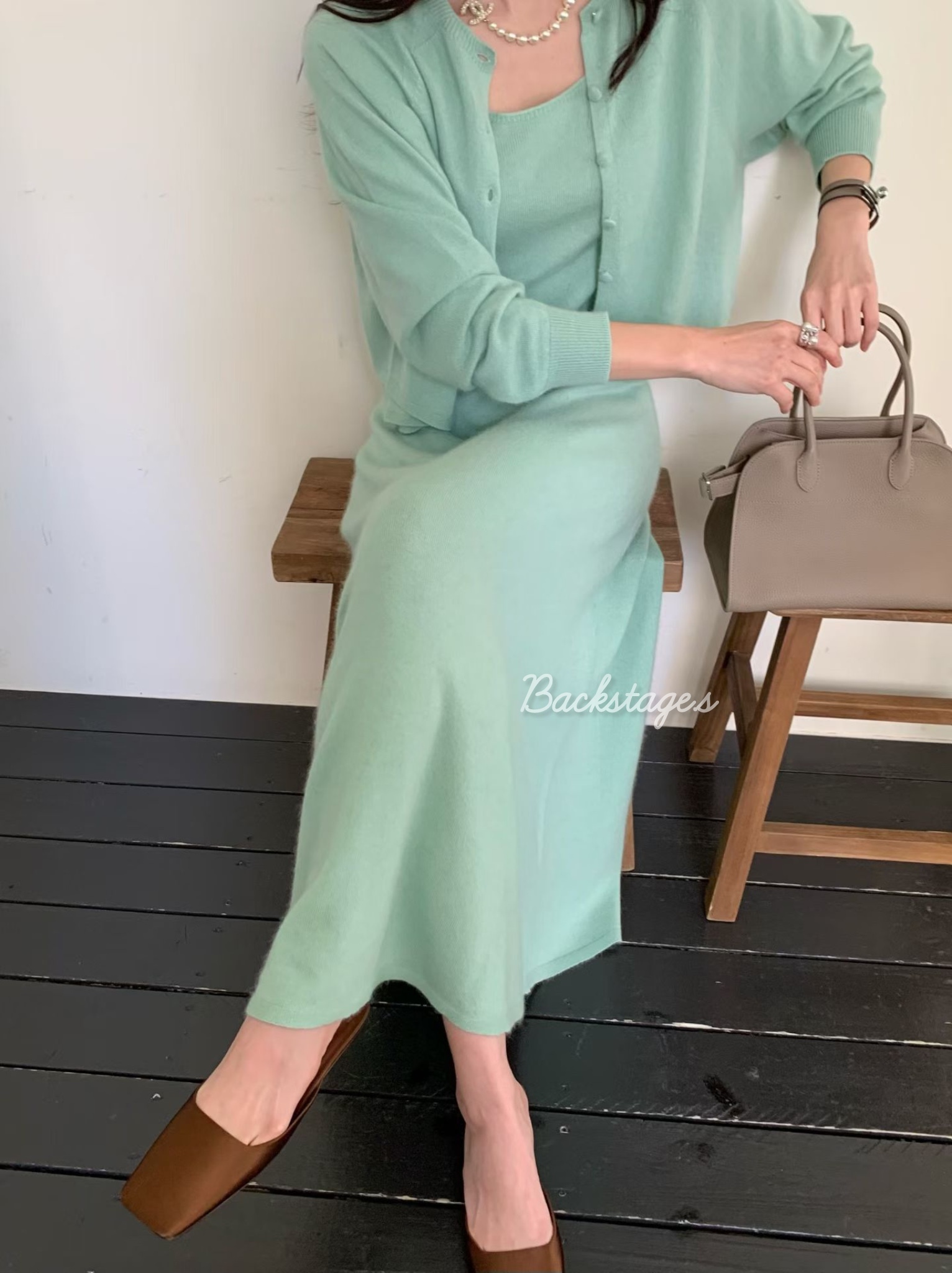 20251111_155640402_iOS