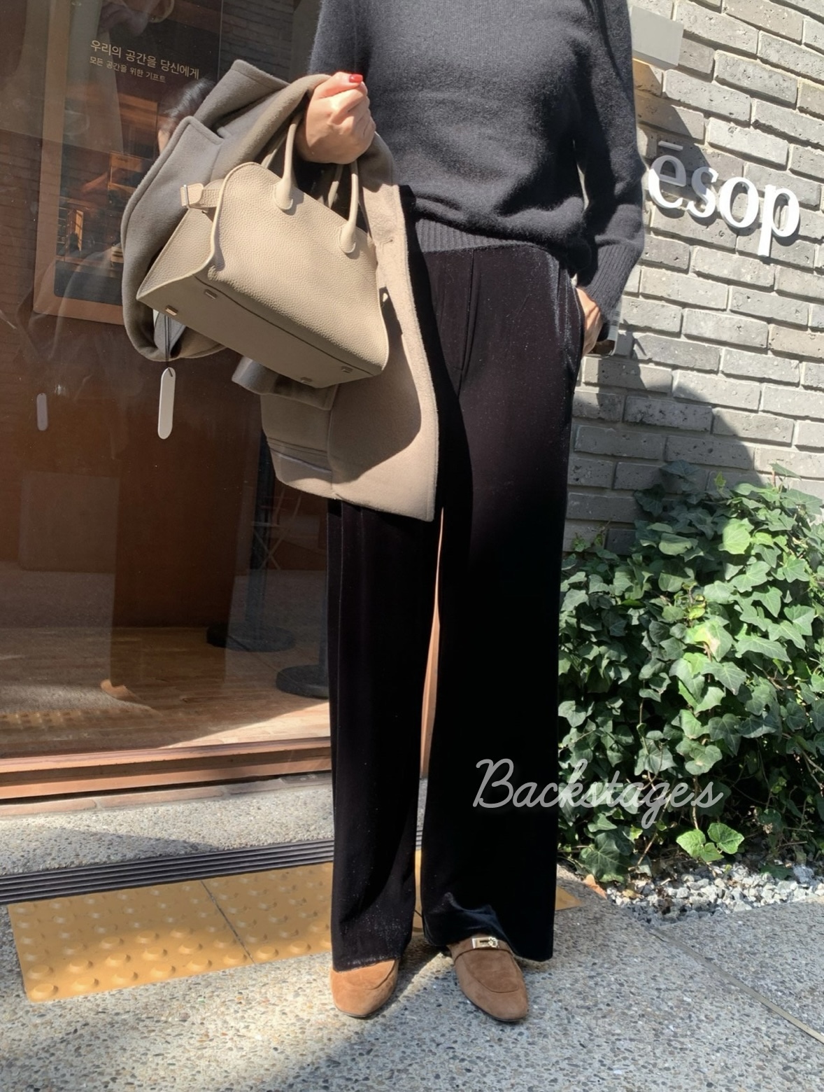 20251106_102149217_iOS