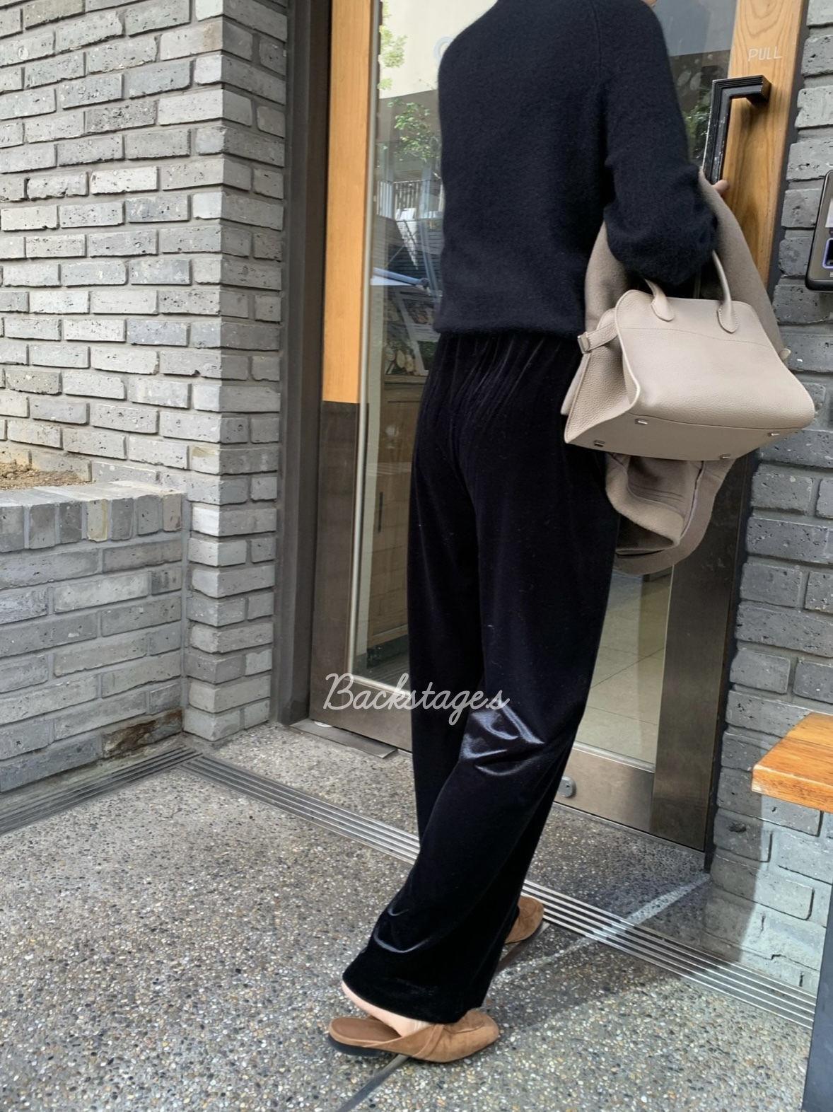 20251106_102149067_iOS