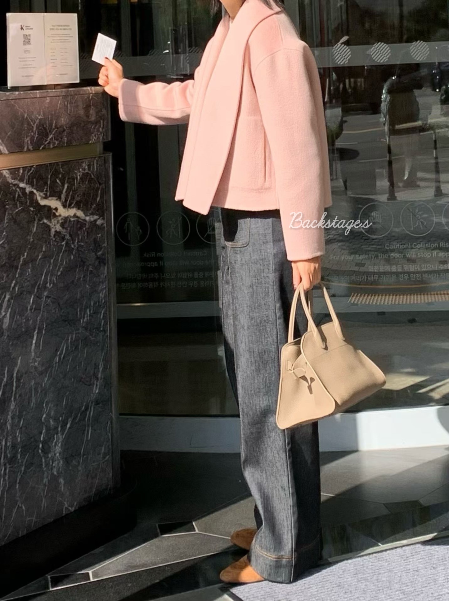 20251106_095255530_iOS