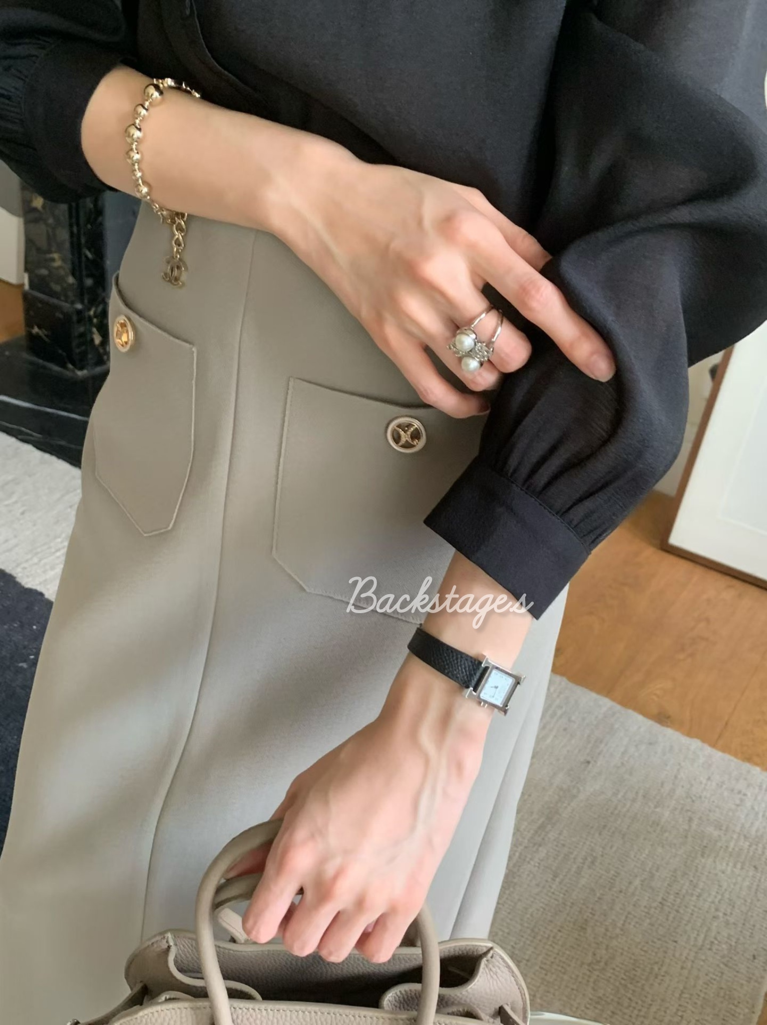 20251106_100159537_iOS