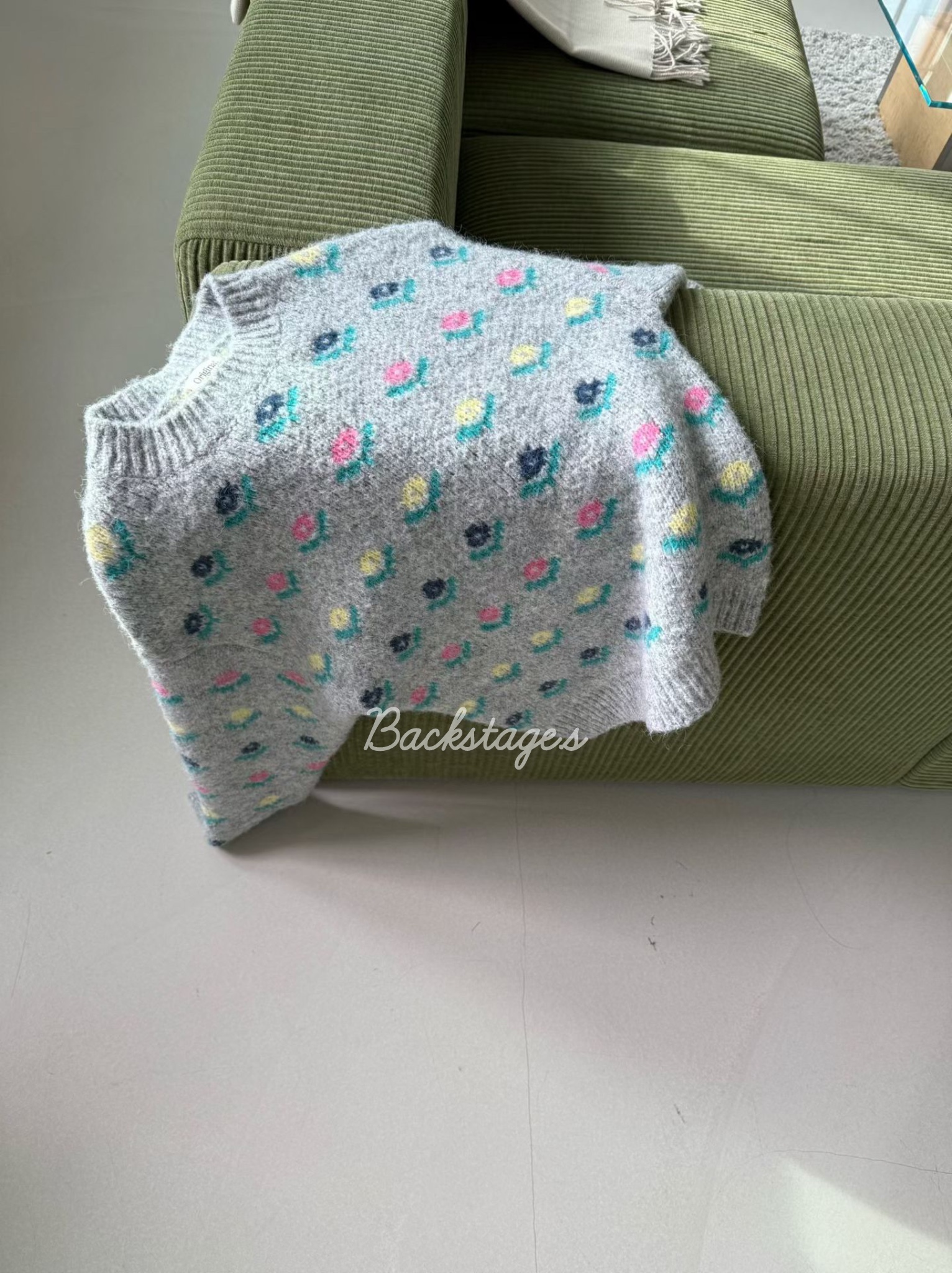 20251212_185905110_iOS