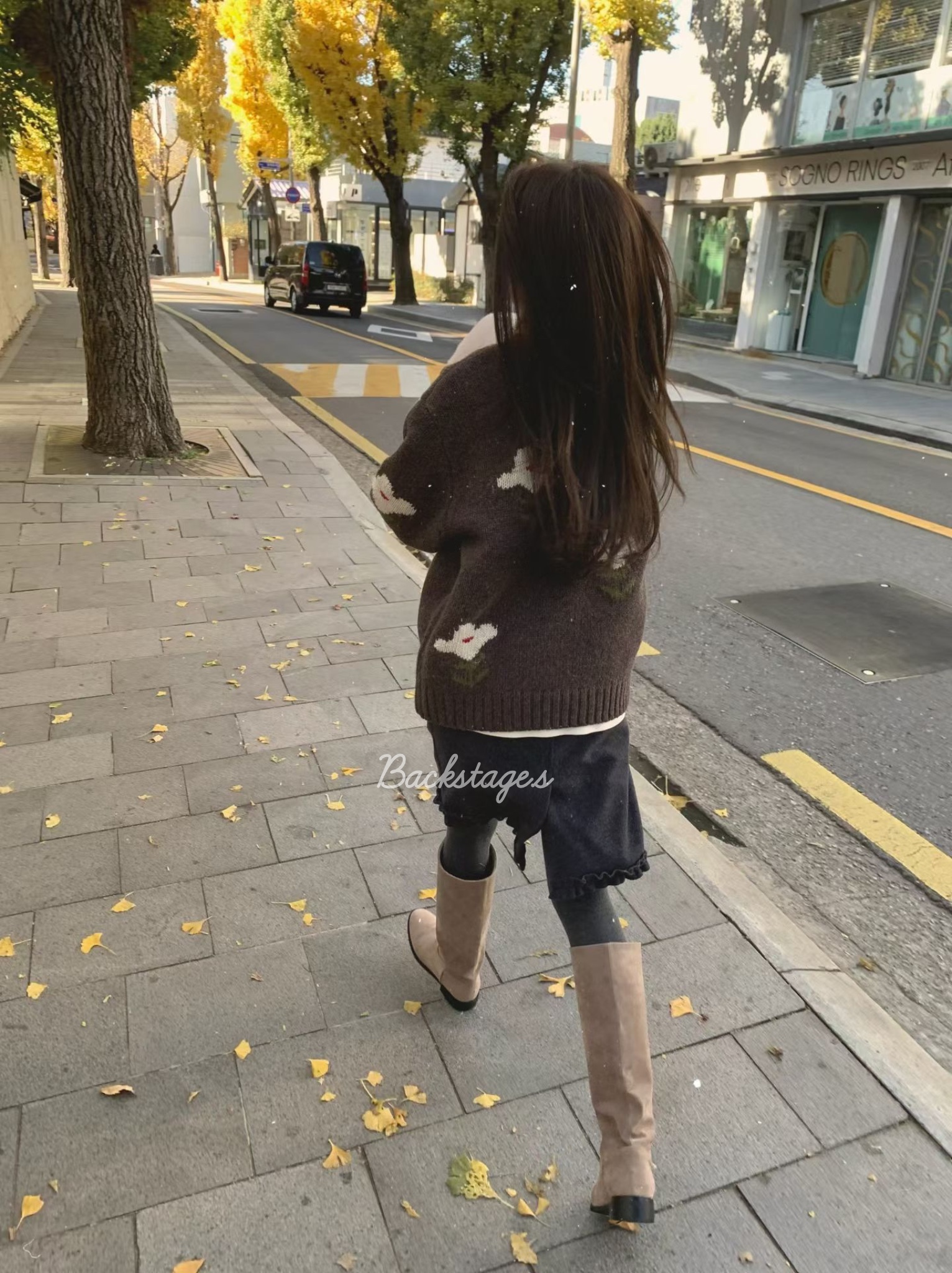 20251212_190457433_iOS