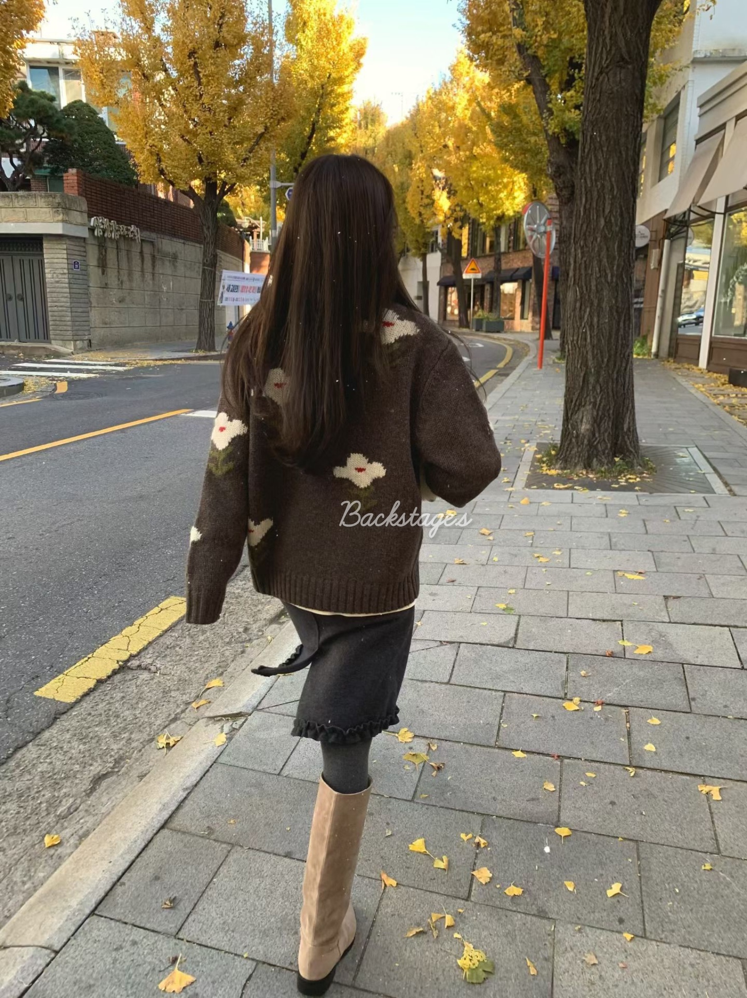 20251212_190457746_iOS