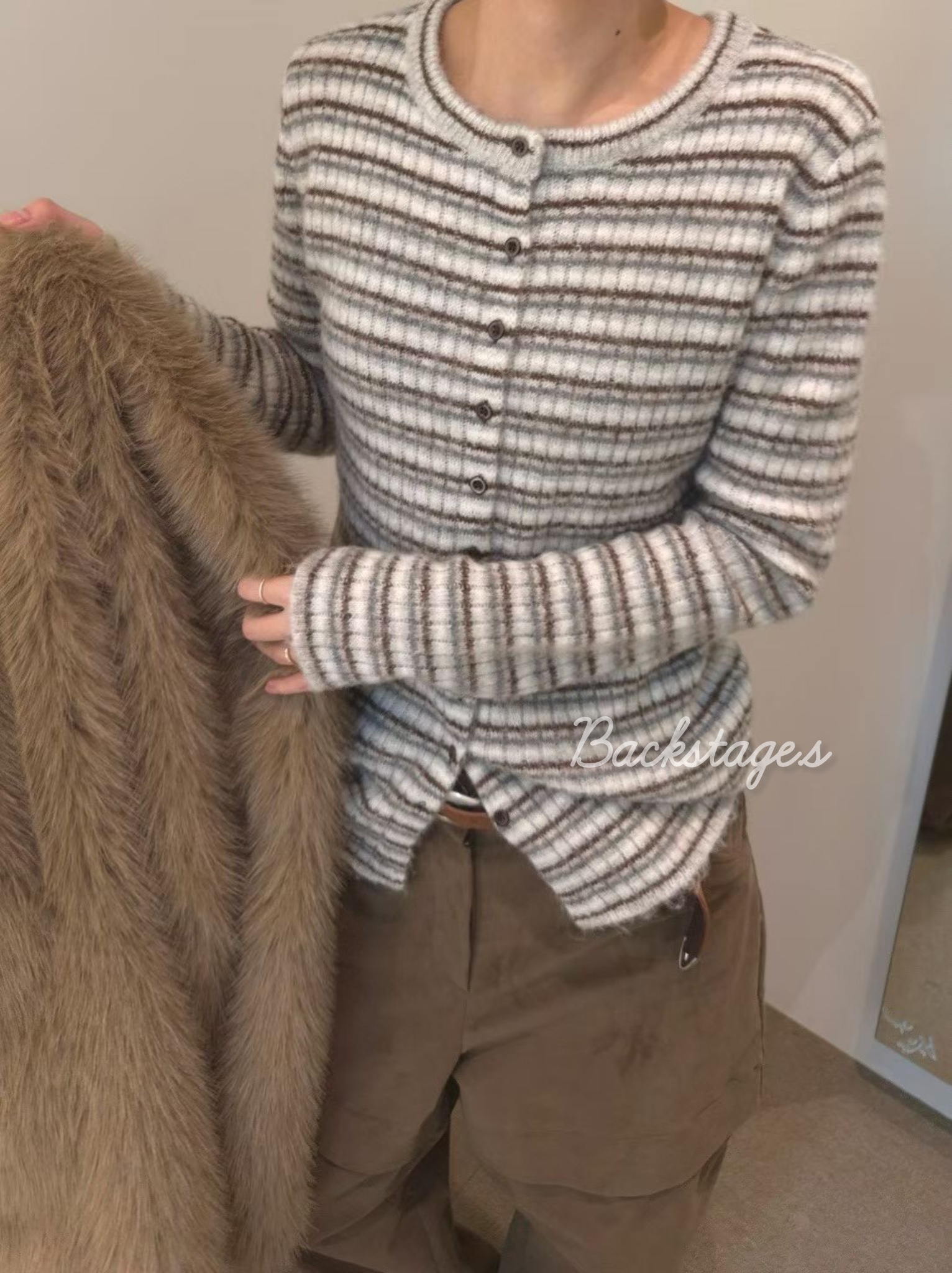 20251212_192314506_iOS