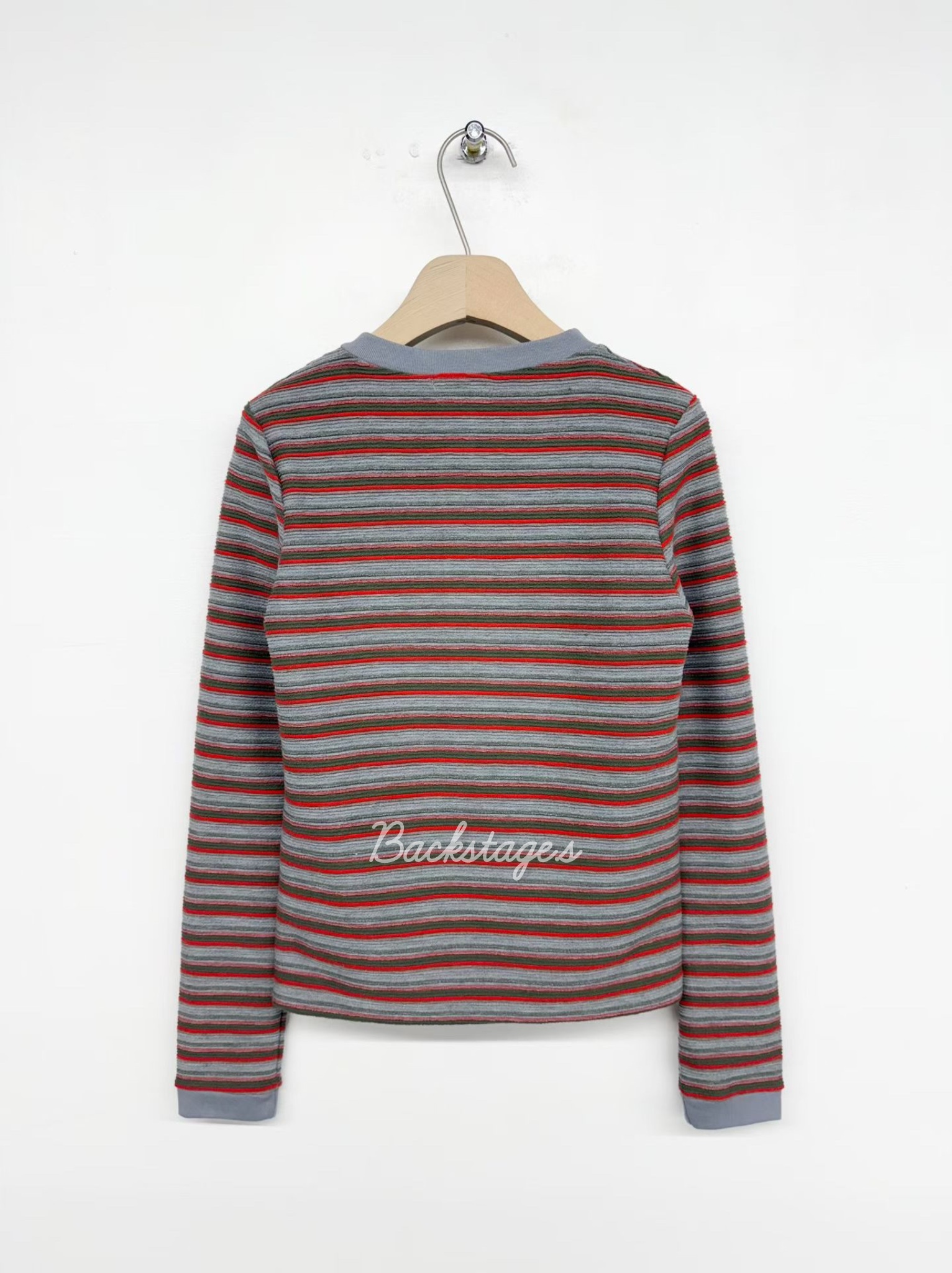 20251212_193806401_iOS