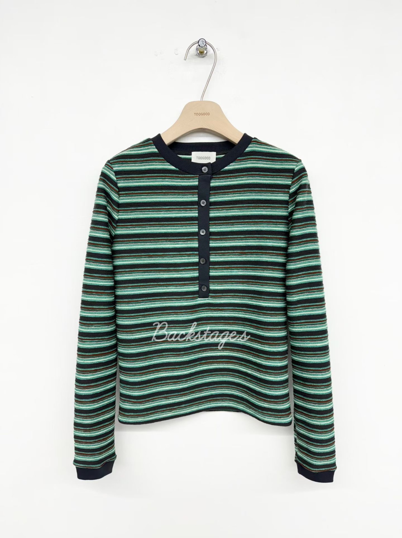 20251212_193806463_iOS