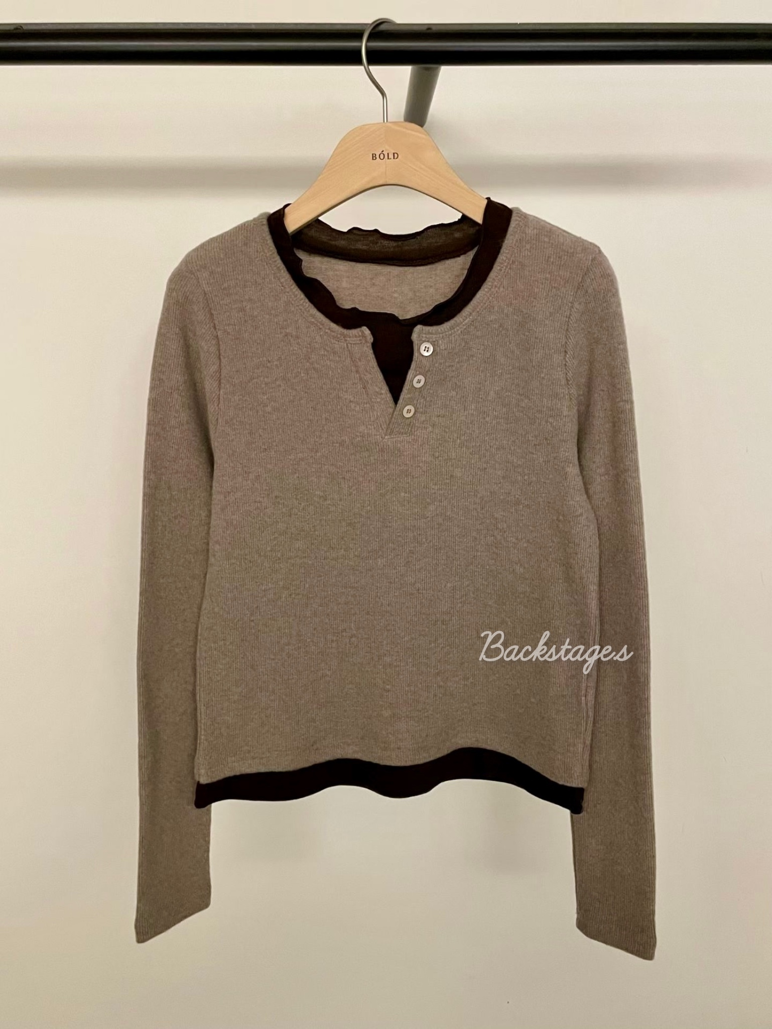 20251212_203720728_iOS