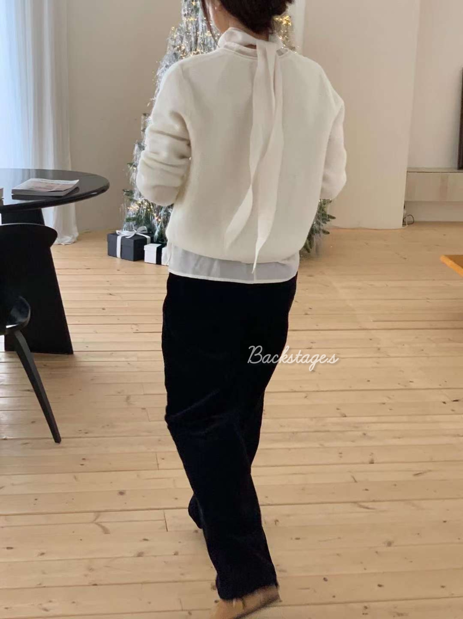 20251212_215219685_iOS