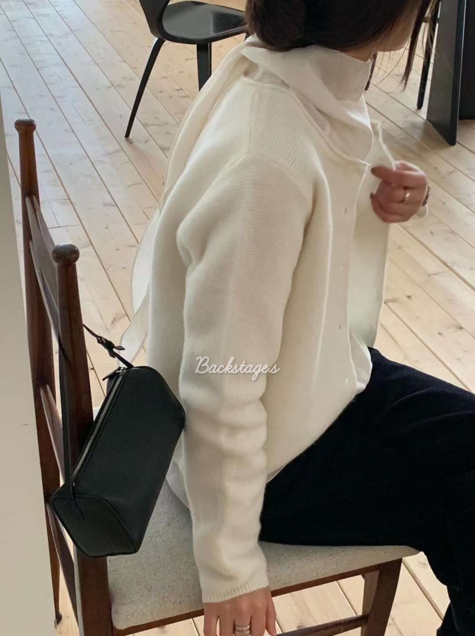 20251212_215219573_iOS