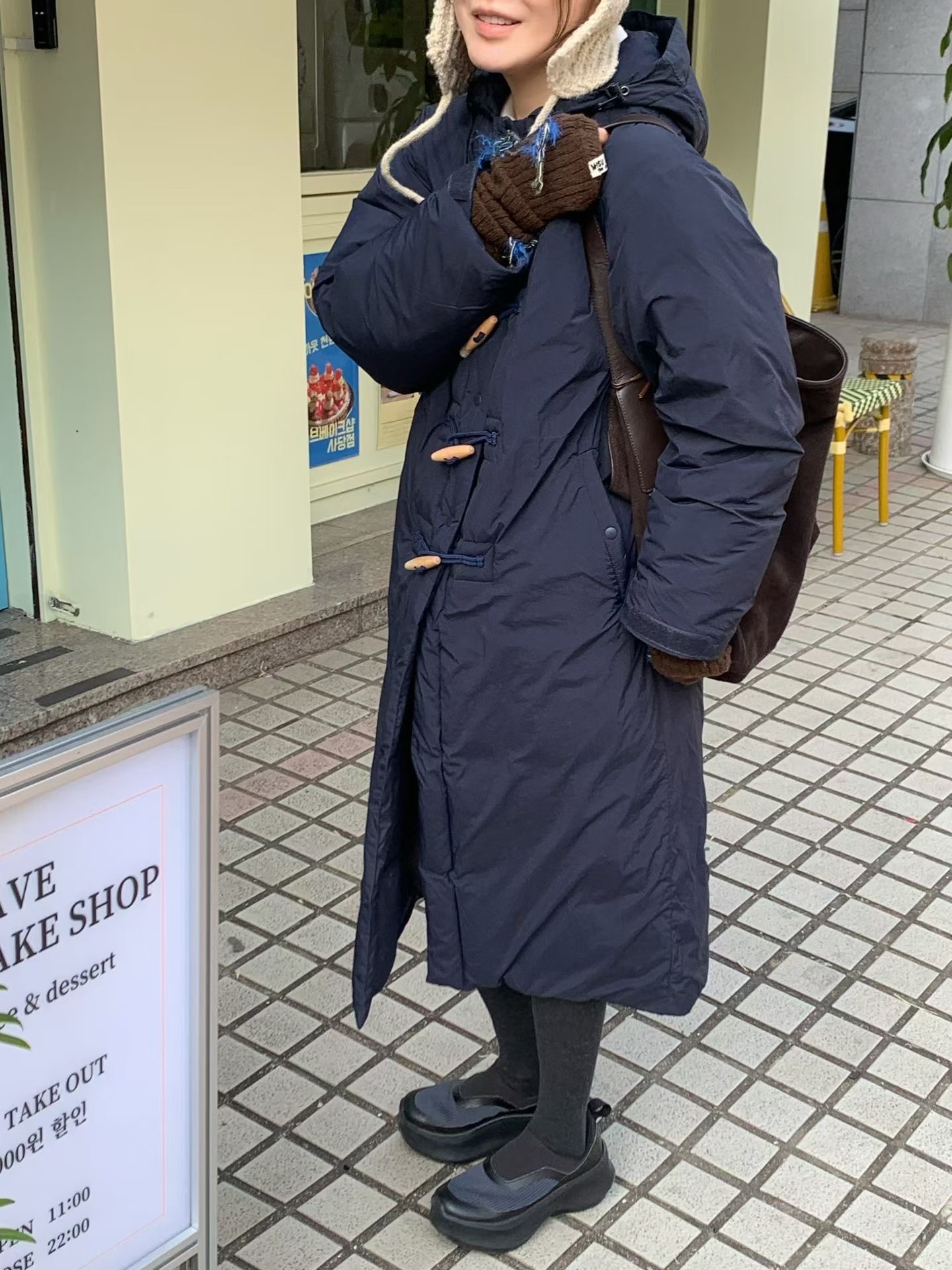 13f1e8c66f9d5a2b6d3356d908408546