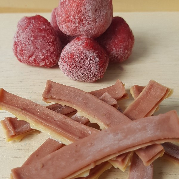 Milk Gum (Strawberry).jpg