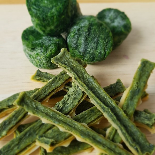 Milk Gum (Spinach).jpg