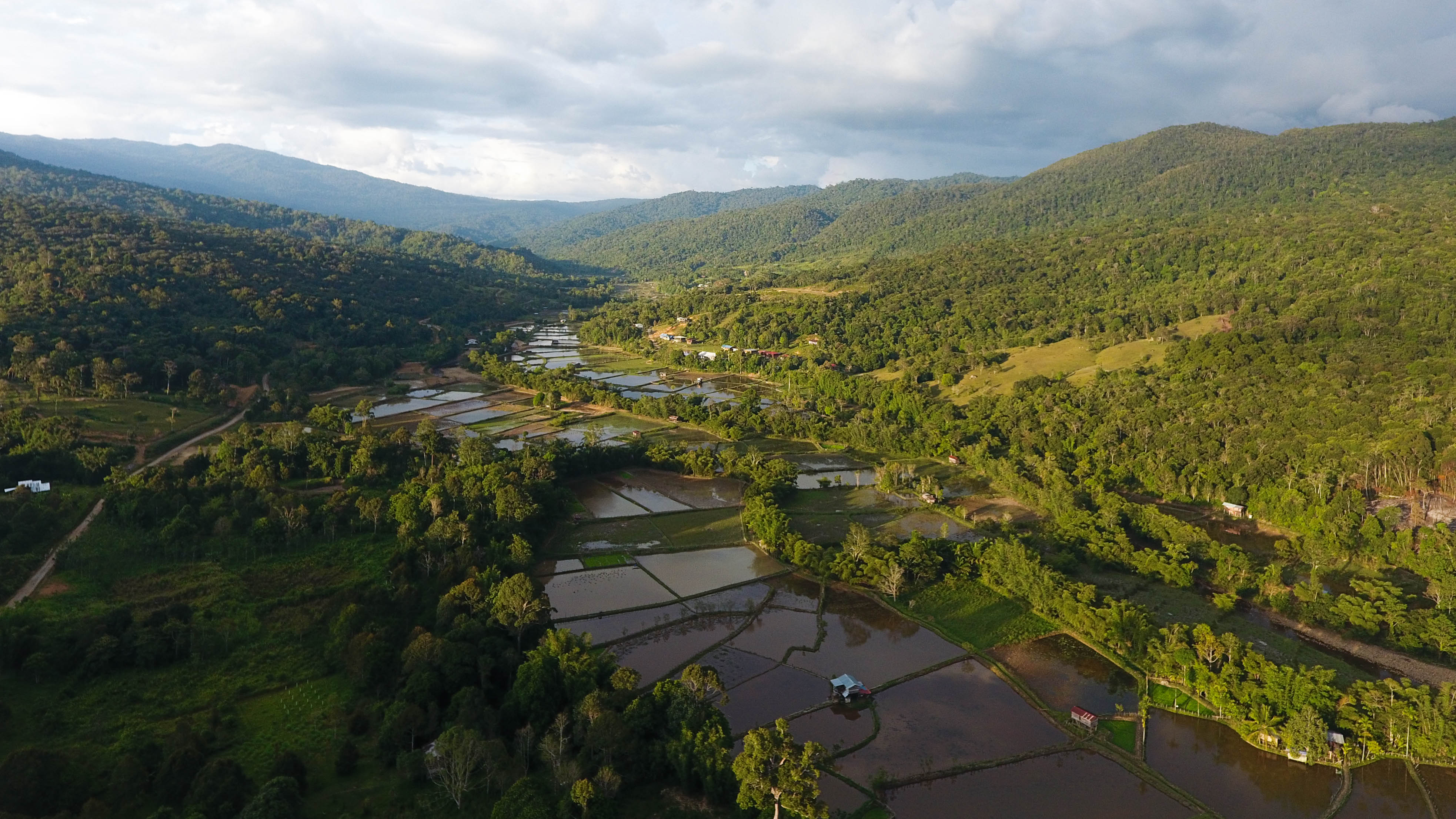 Langit-Long-Semadoh-Valley-Sarawak-1.jpg