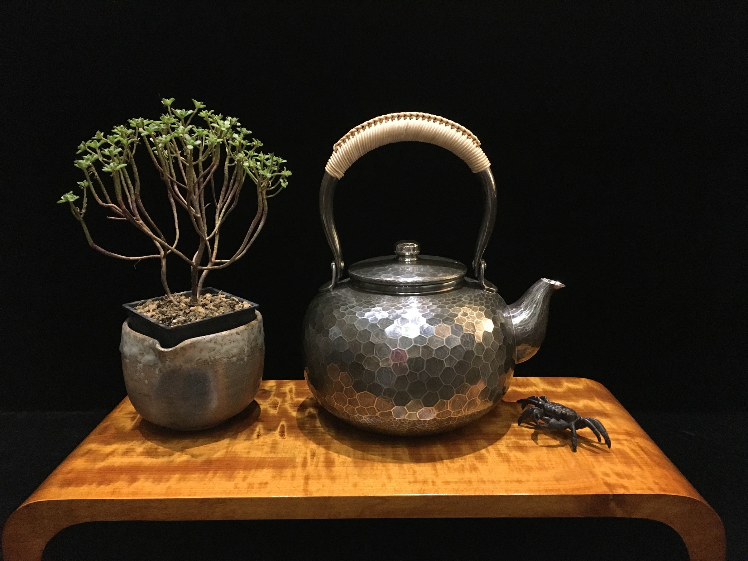 古銀 茶壺 栄月 造 純銀玉霰紋提梁壷 銀瓶 煎茶 湯沸 急須 茶道具 