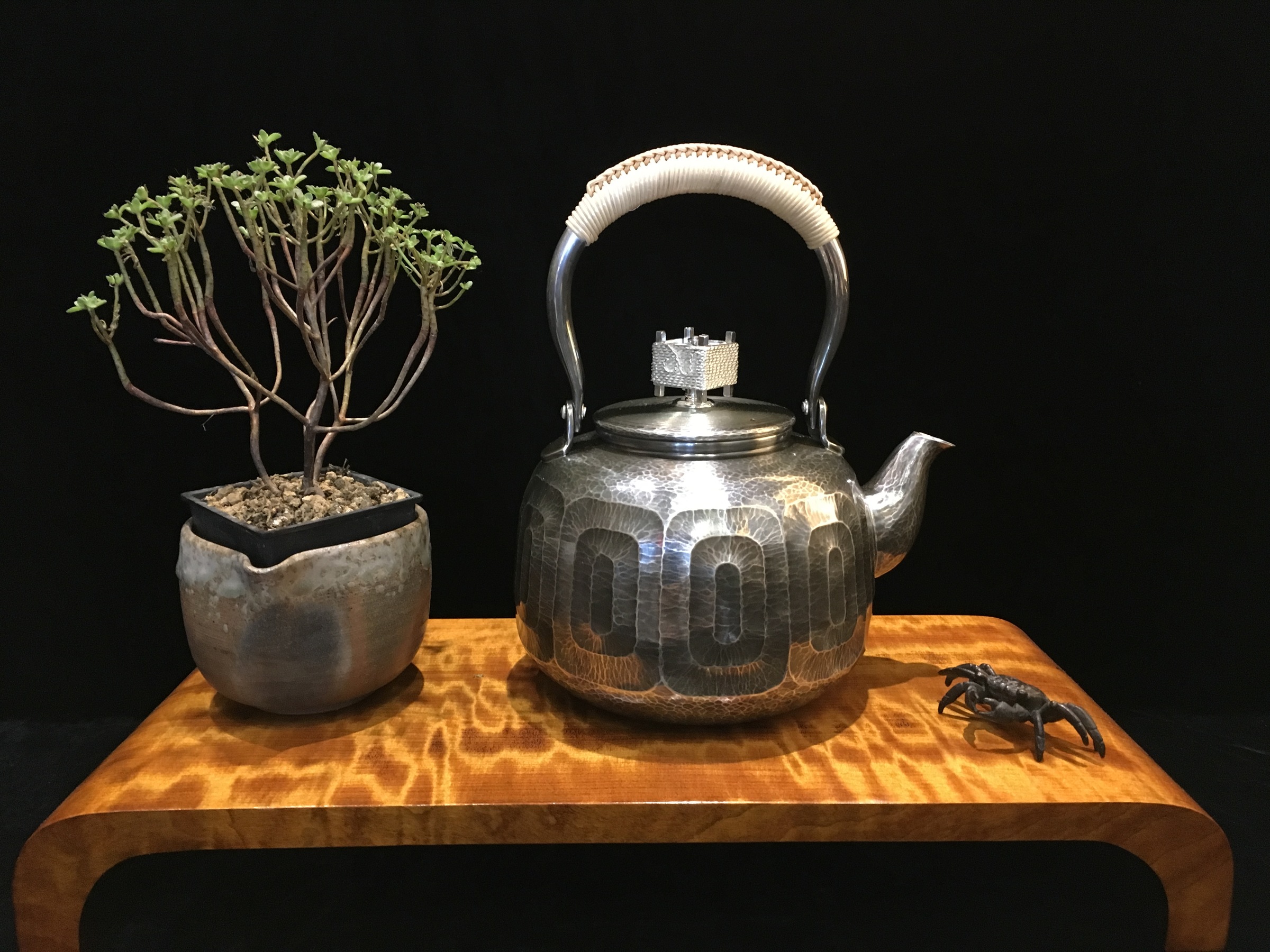 🎉🎉🎉日本🇯🇵松榮堂金工師雅壽手打《十面回字筋紋》1.5L純銀湯沸