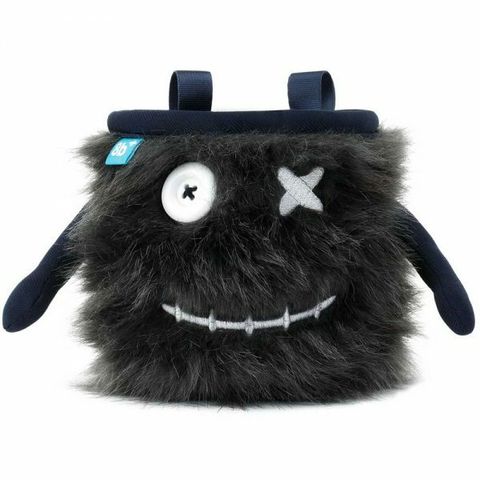 HELLI_chalk_bag_front-600x600