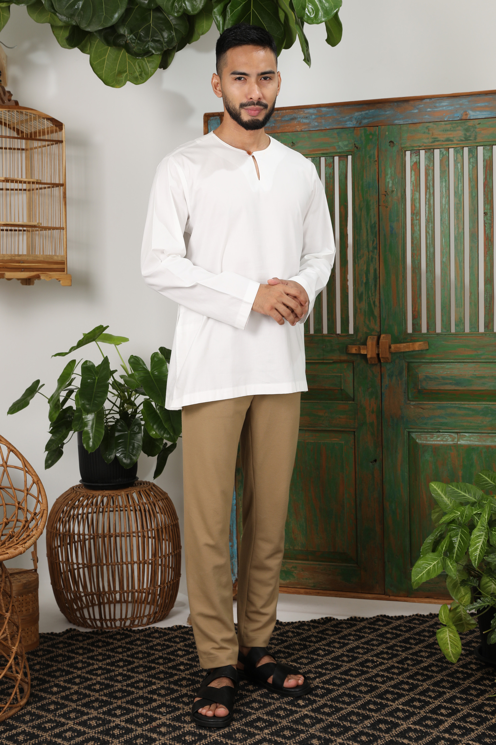 MEN KURTA WHITE PLAIN