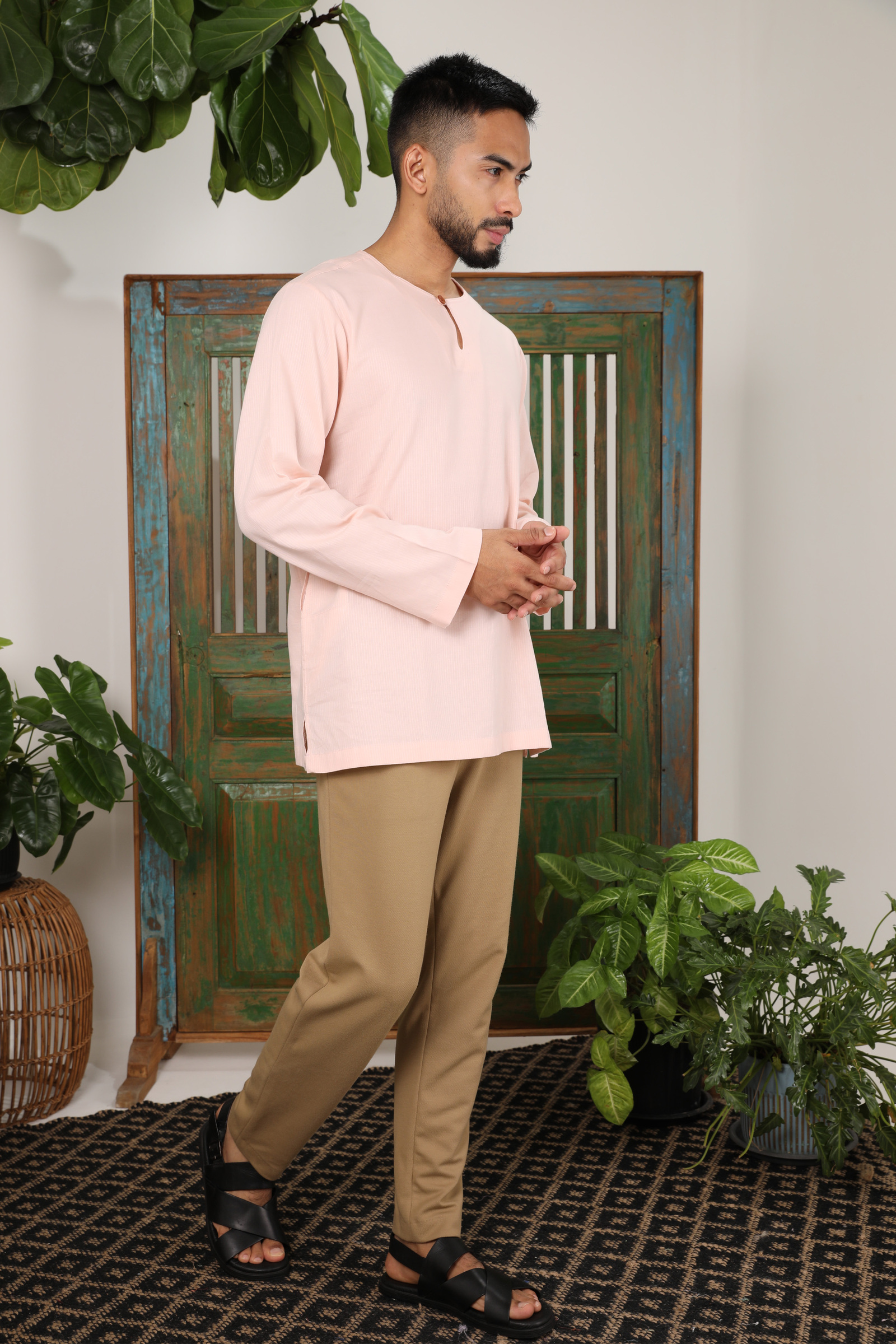 MEN KURTA LIGHT ORANGE