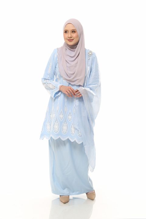 10.11.25 SHEQEEN31318