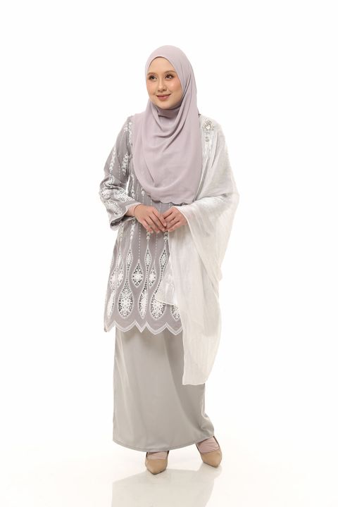 10.11.25 SHEQEEN31309