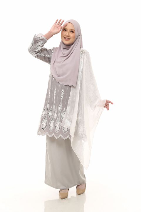 10.11.25 SHEQEEN31310