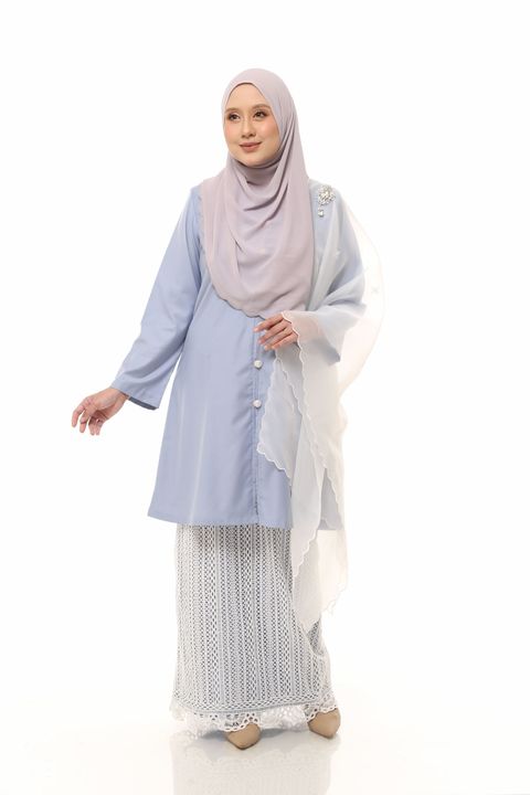 10.11.25 SHEQEEN31350