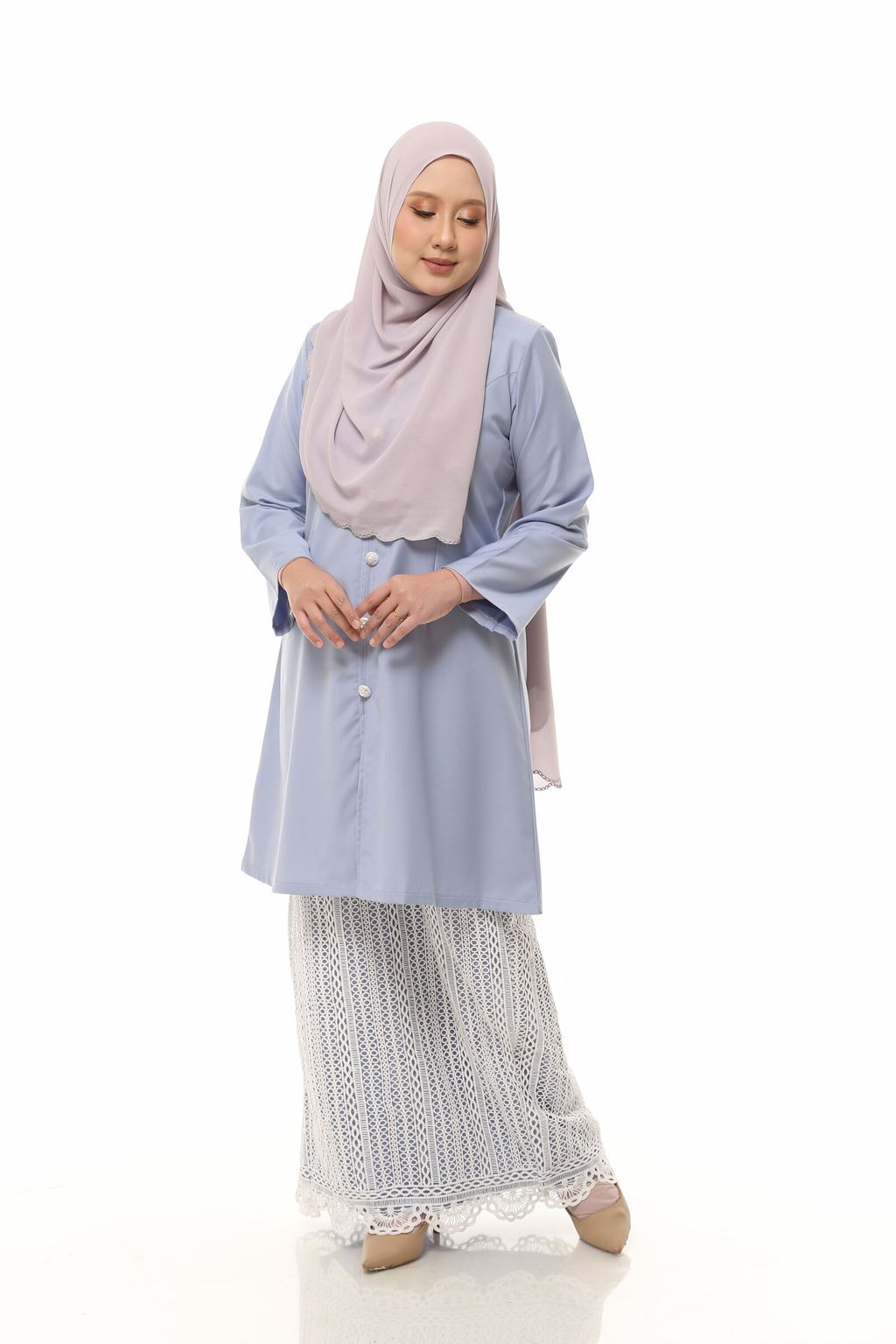 10.11.25 SHEQEEN31357