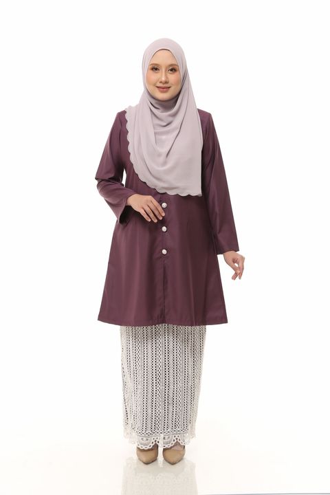 10.11.25 SHEQEEN31344