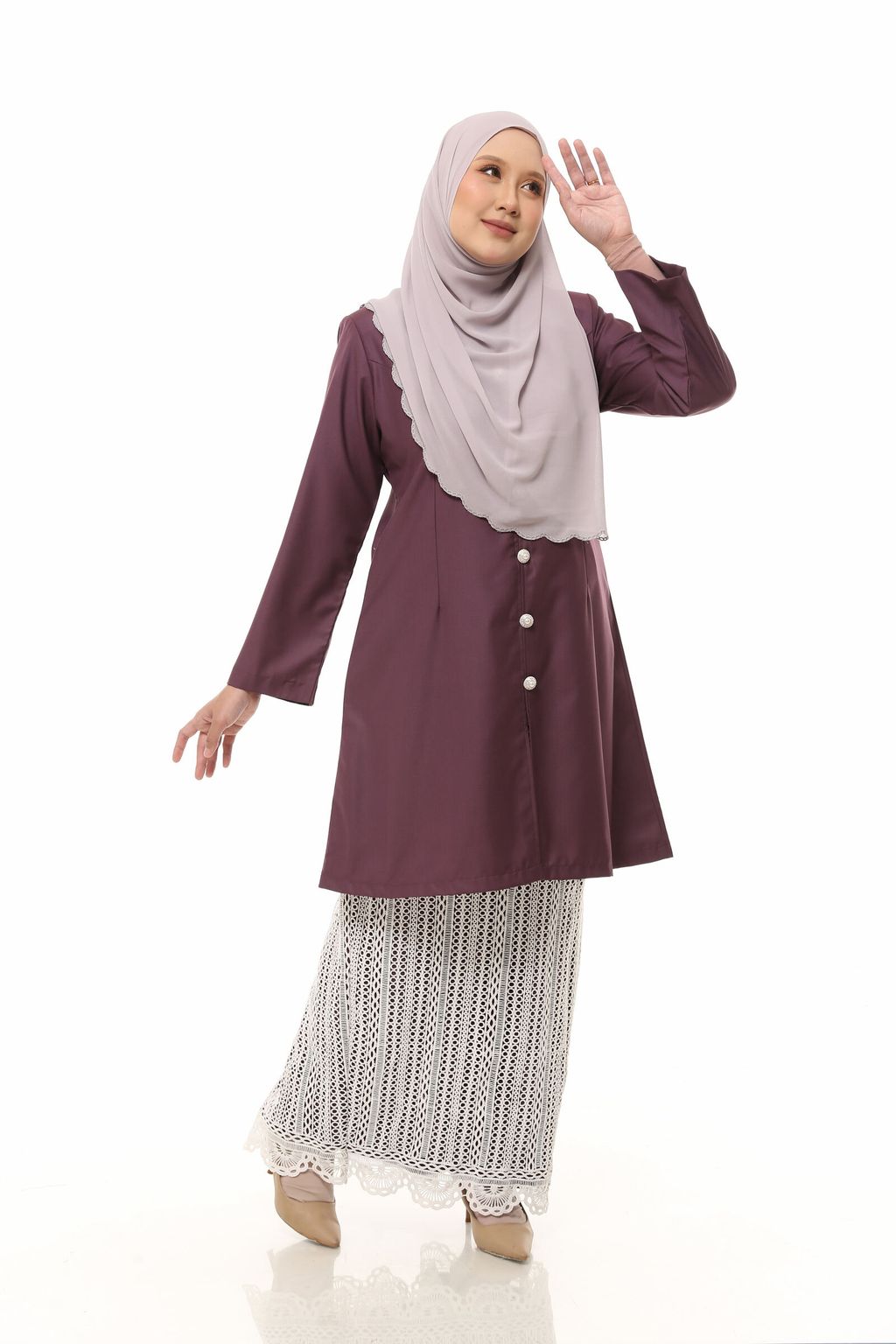 10.11.25 SHEQEEN31347